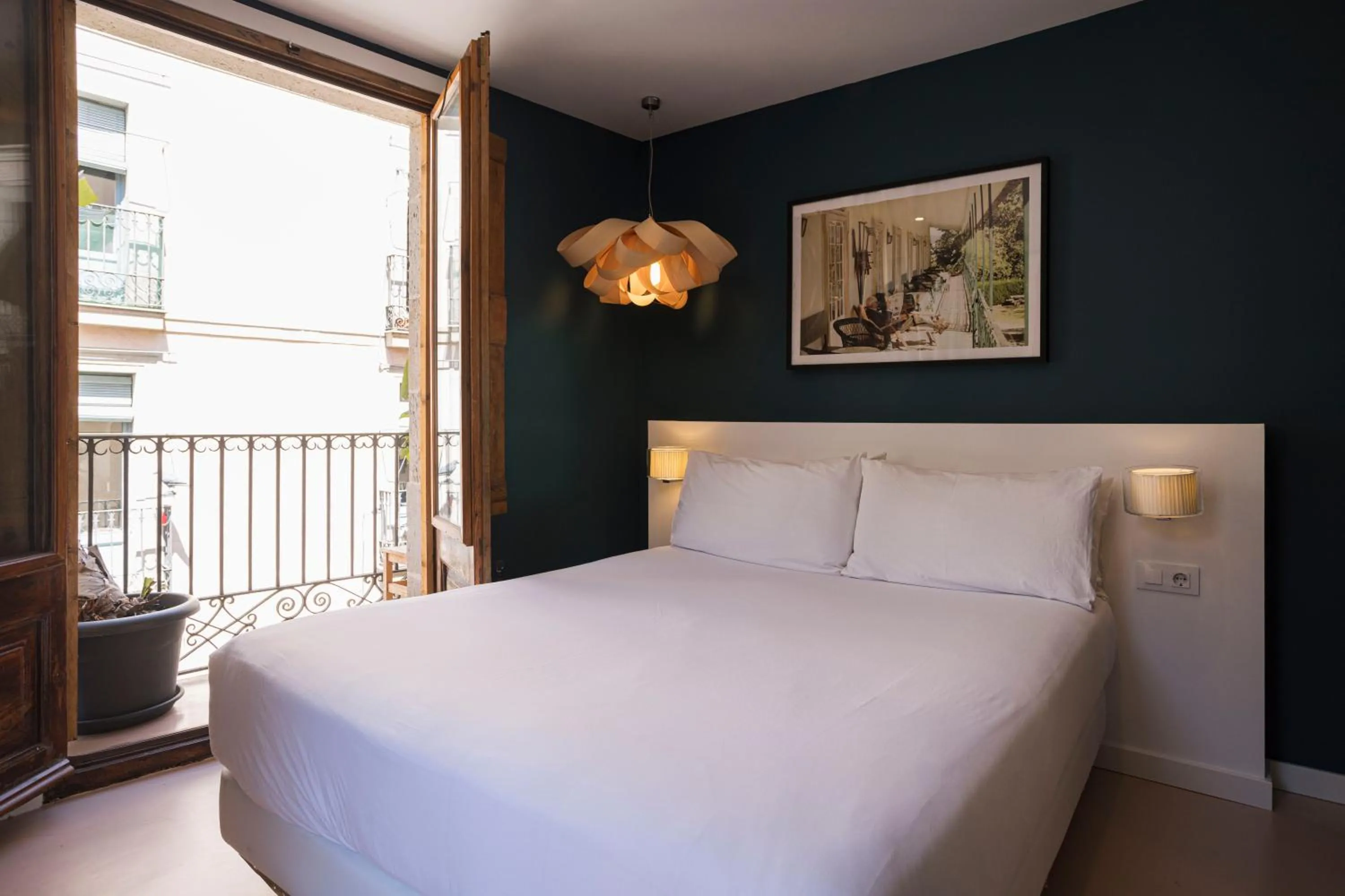 Bedroom, Bed in Hostal Sol y K