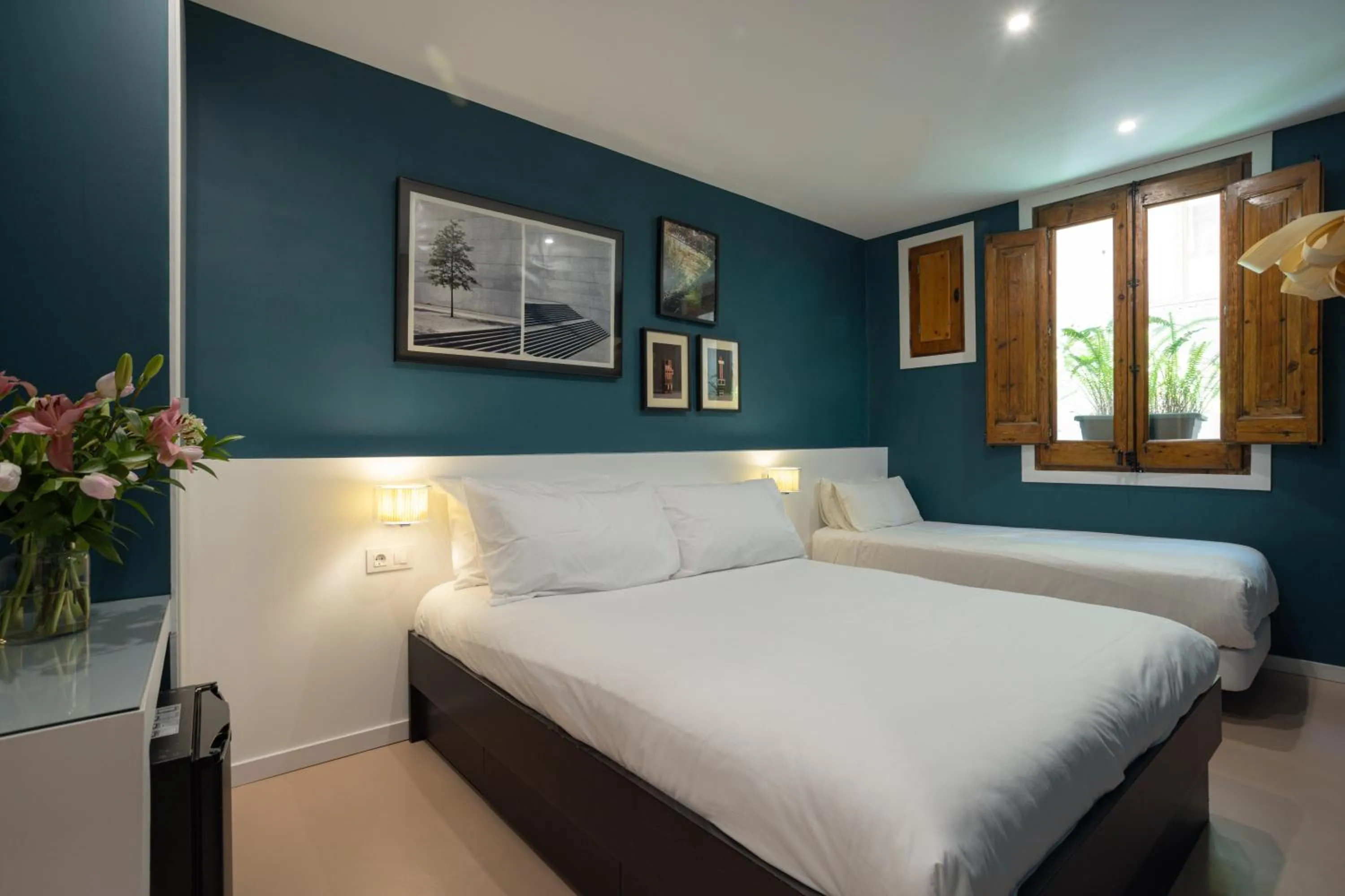 Bedroom, Bed in Hostal Sol y K