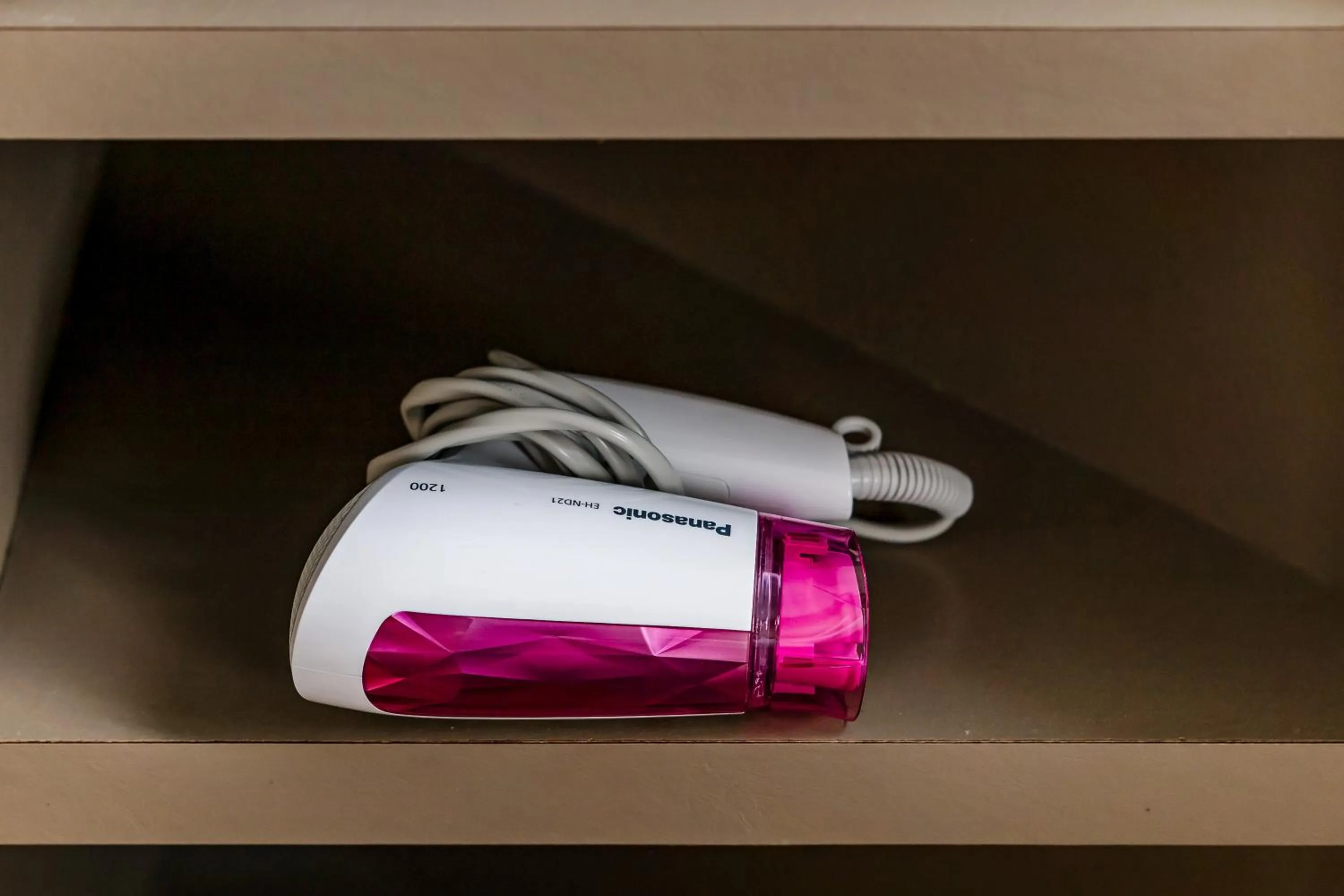 hair dryier in CHECK inn Express Kaohsiung Love River