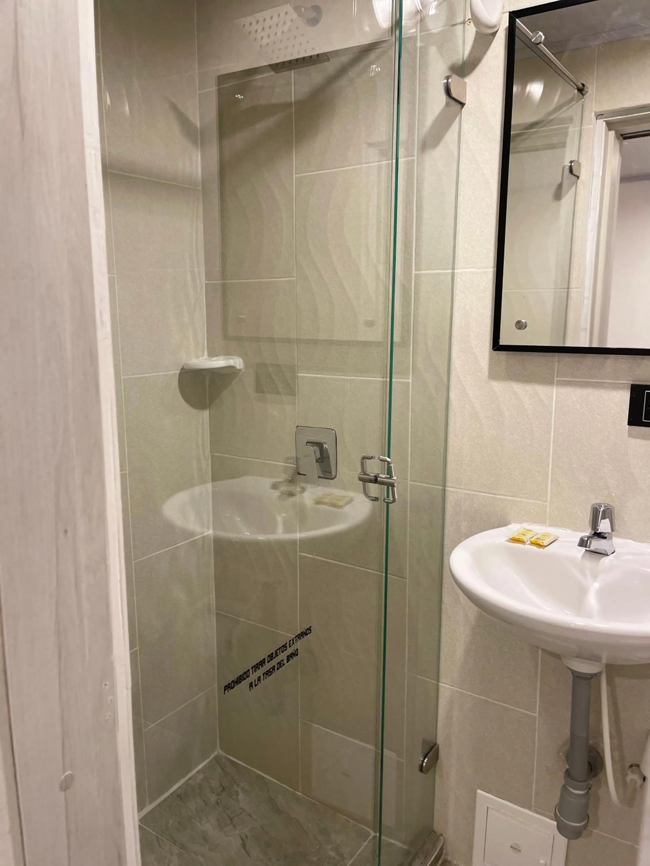 Shower in Hotel Urban Center Bogota