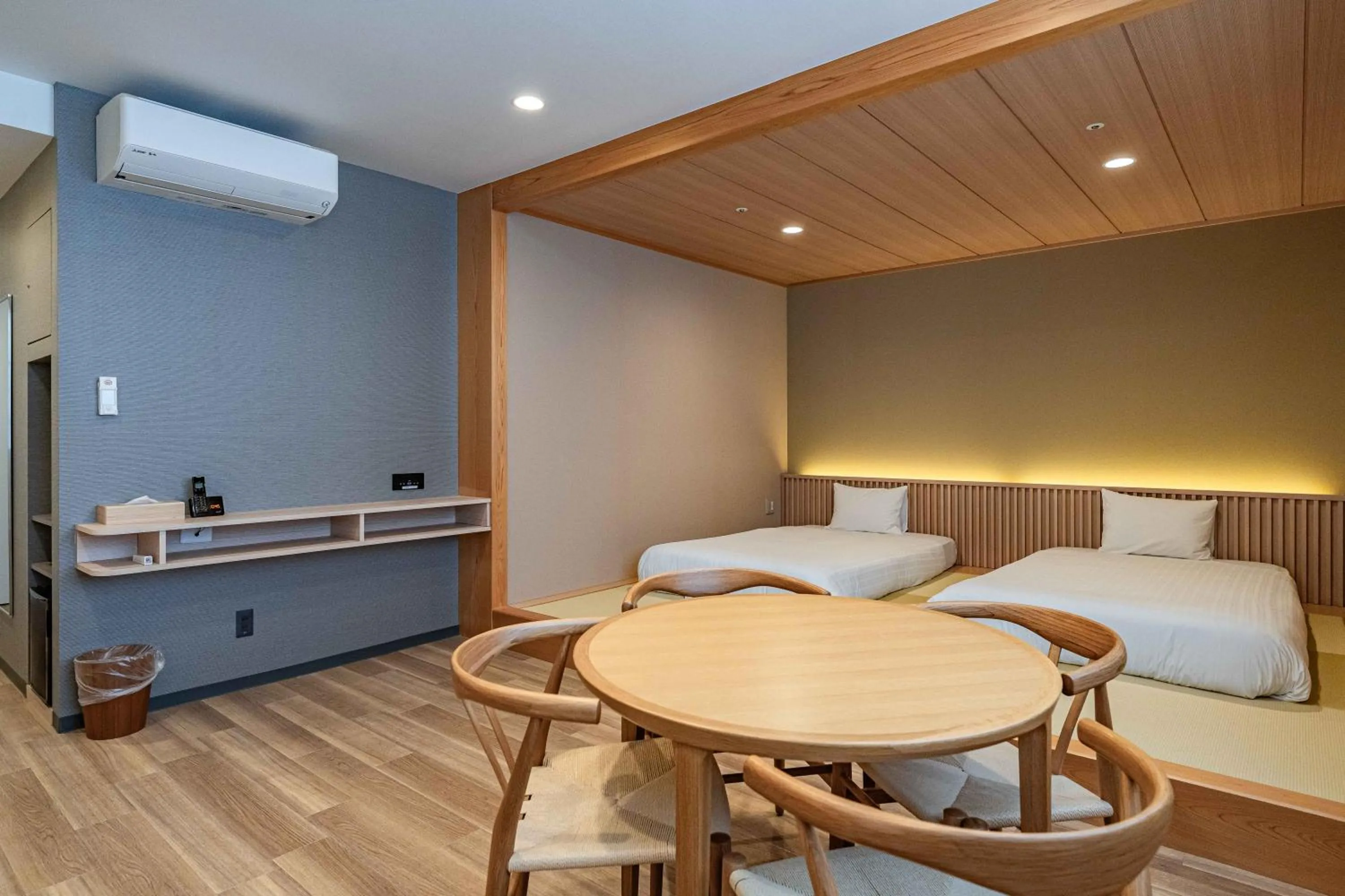 Bedroom, Bed in Kansai International Airport Hotel 11