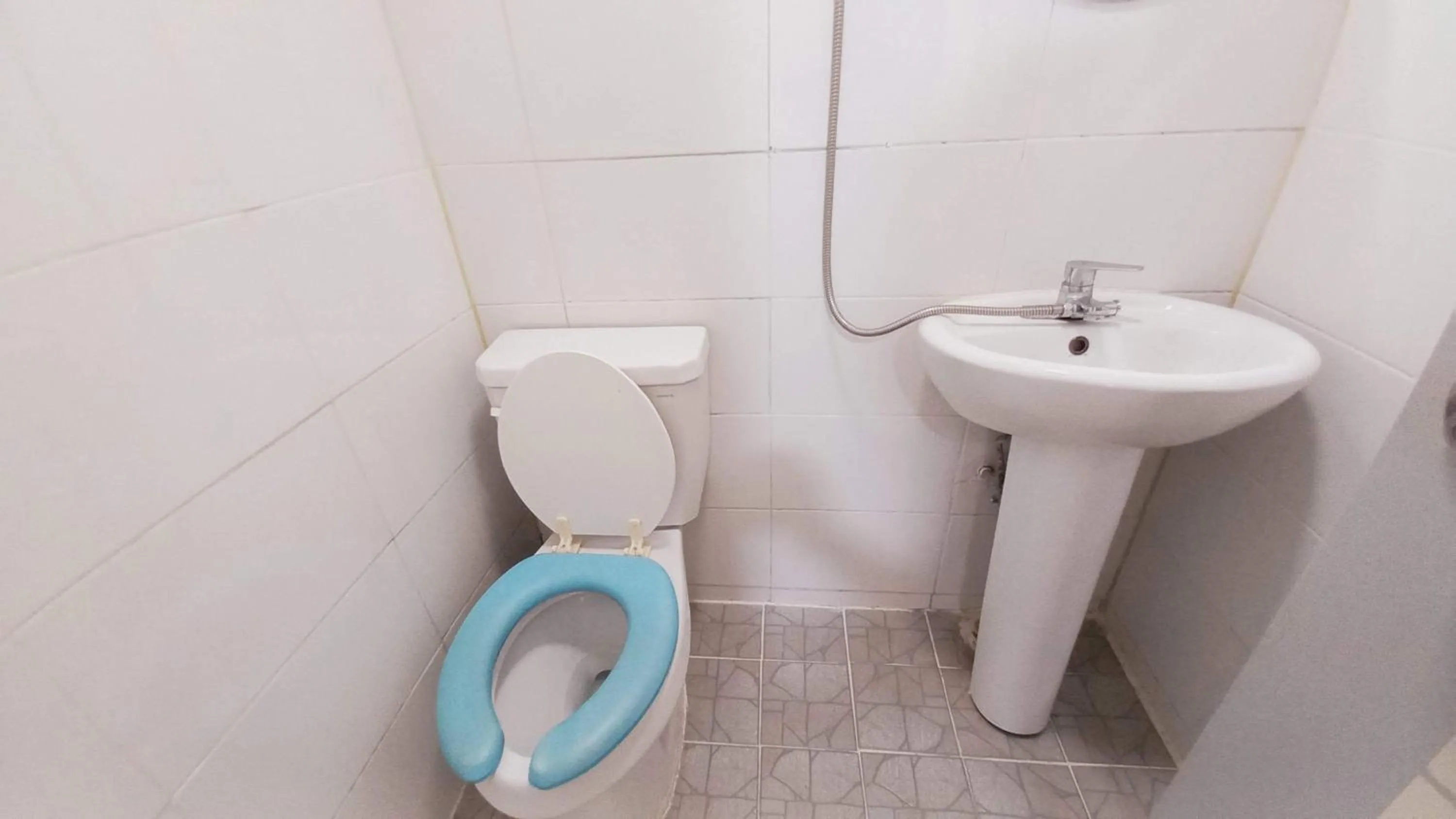 Bathroom in Haechi Stay GuestHouse - For foreigners only