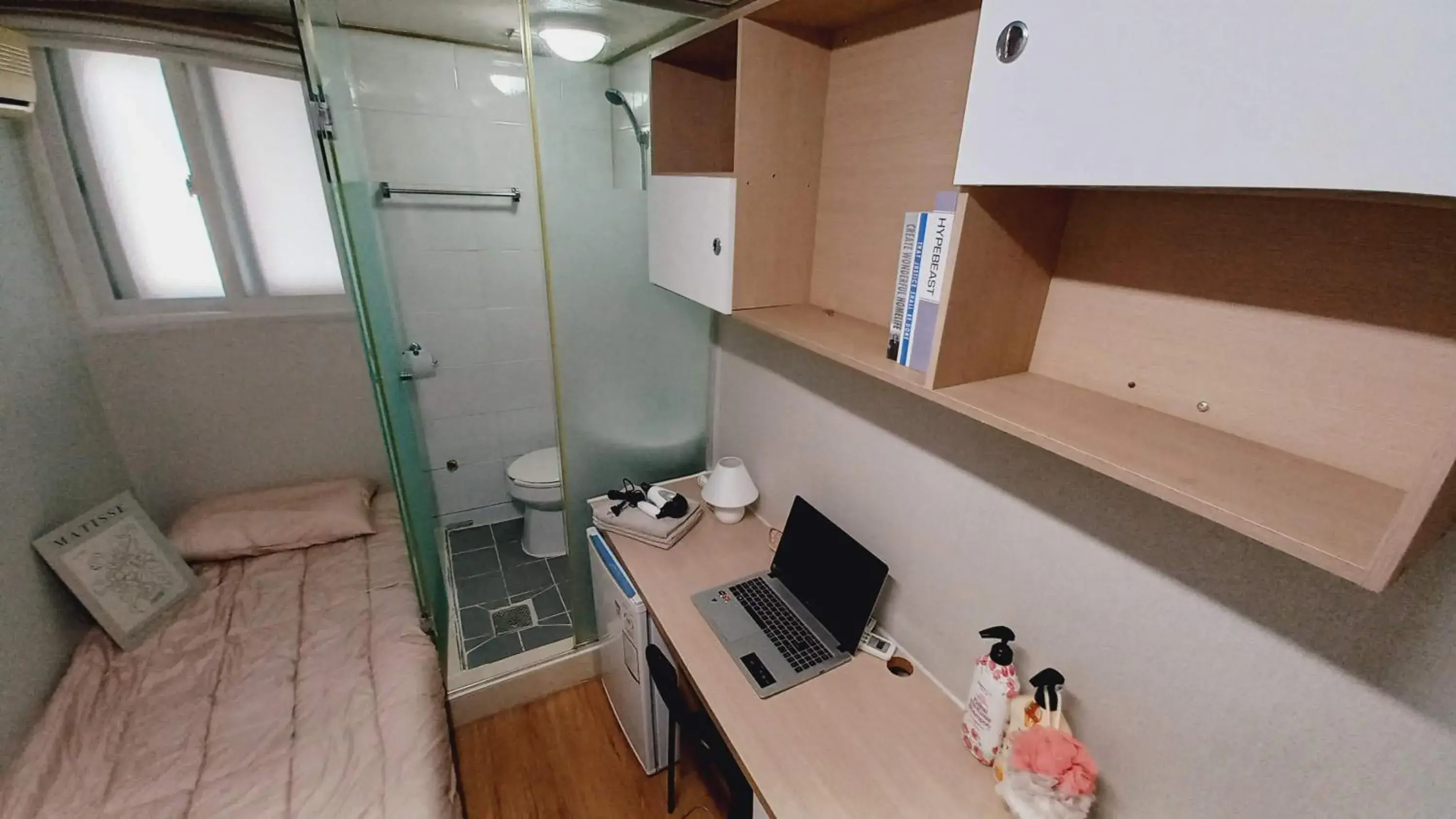 Single Room with Private Bathroom in Haechi Stay GuestHouse - For foreigners only Single Room with Private Bathroom in Haechi Stay GuestHouse - For foreigners only