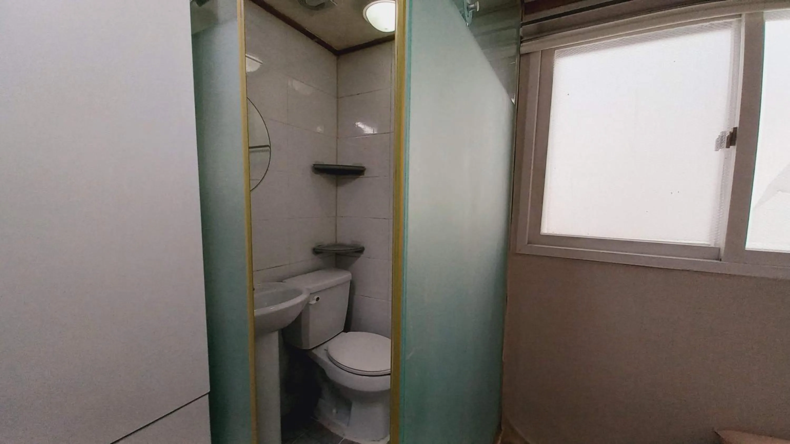 Bathroom in Haechi Stay GuestHouse - For foreigners only