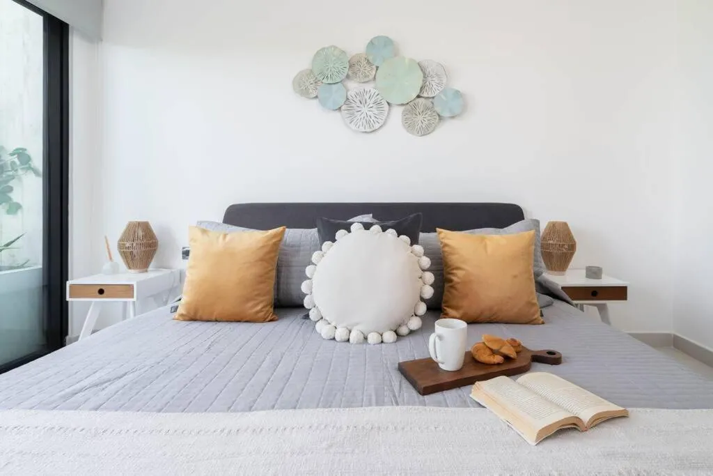 Bed in SunsetviewPH+PrivPool+Near Beach&Town+Rooftop+50mb