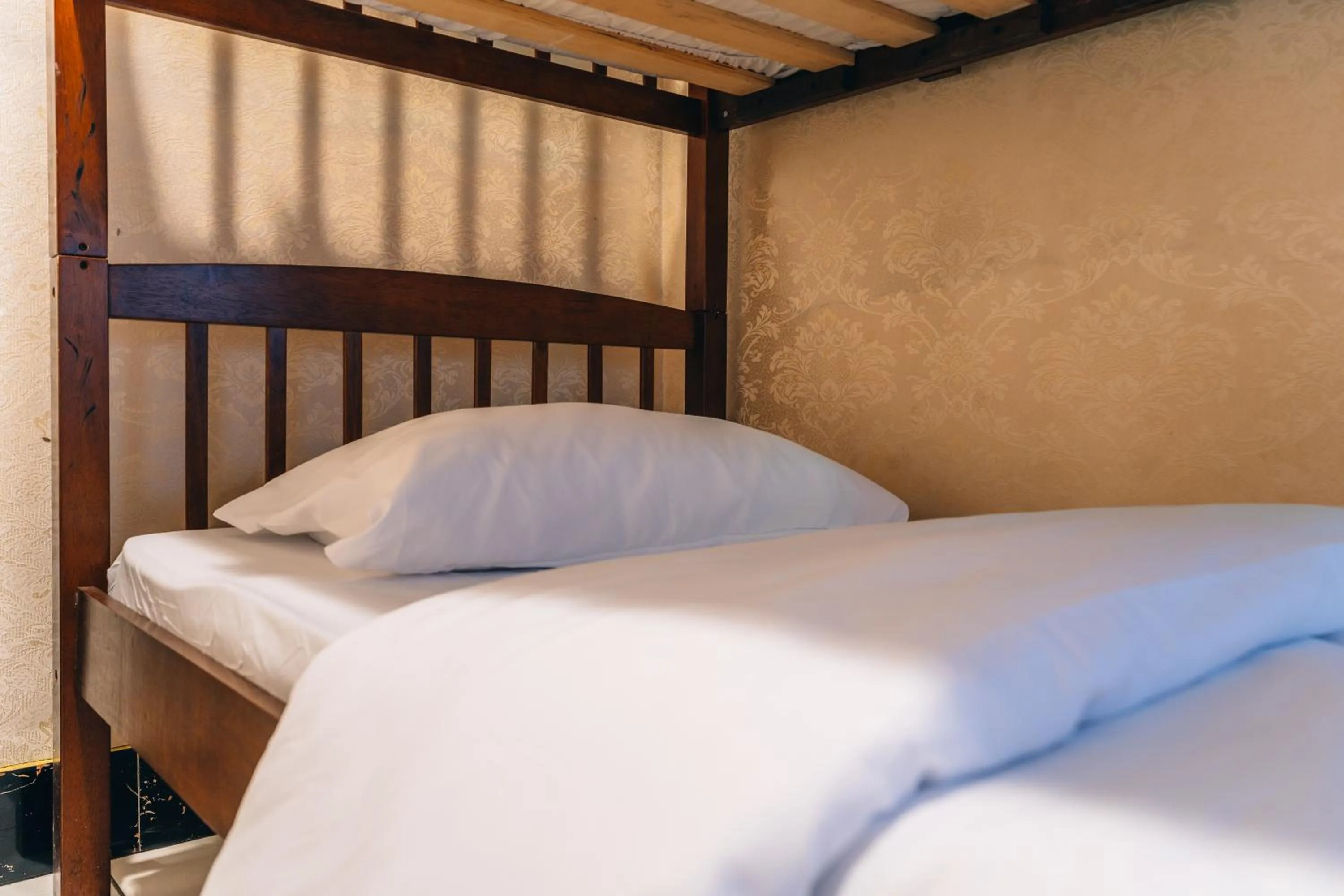 H2 Worldpackers , The Social Hotel