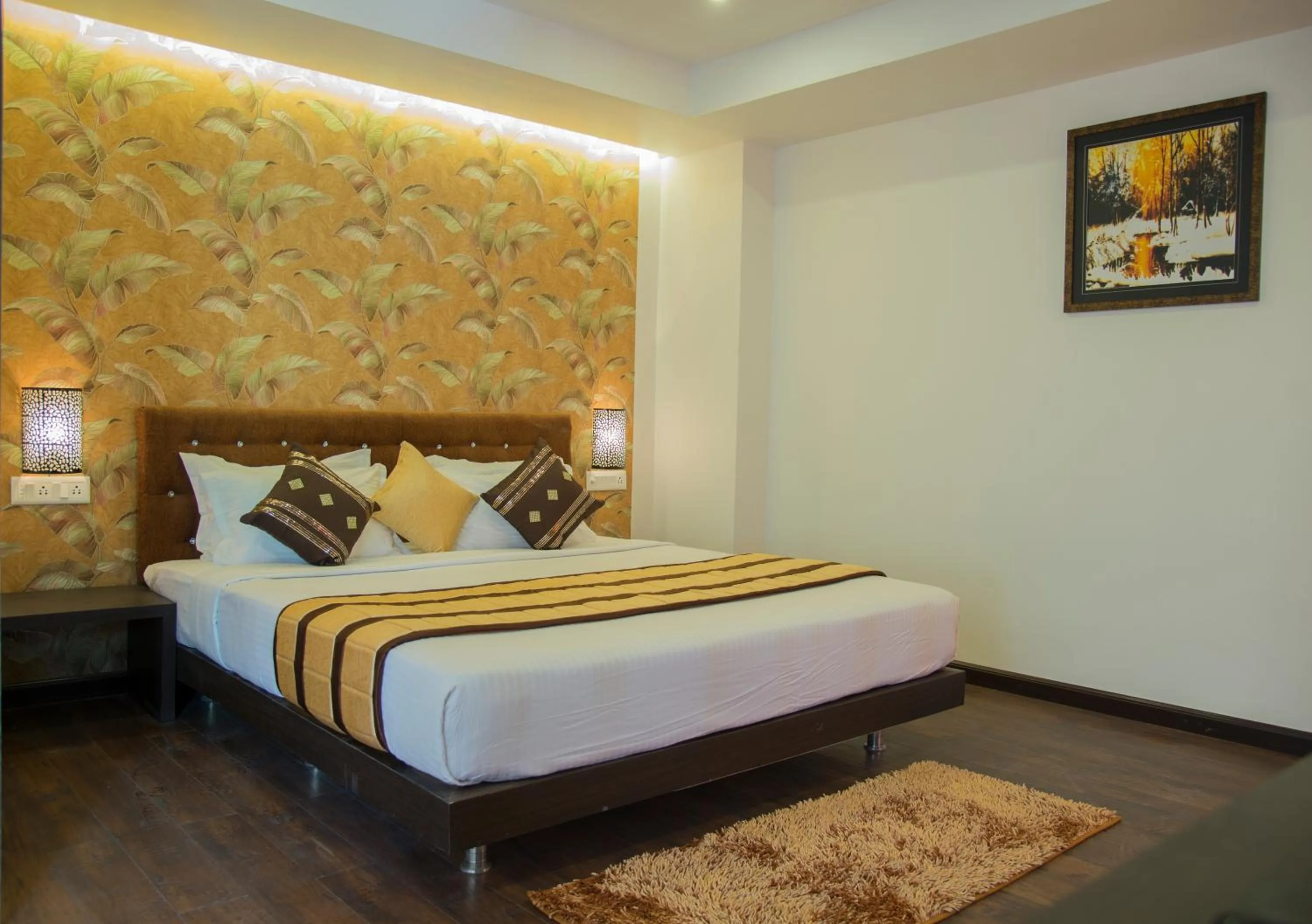 Photo of the whole room, Bed in Hotel S R Castle