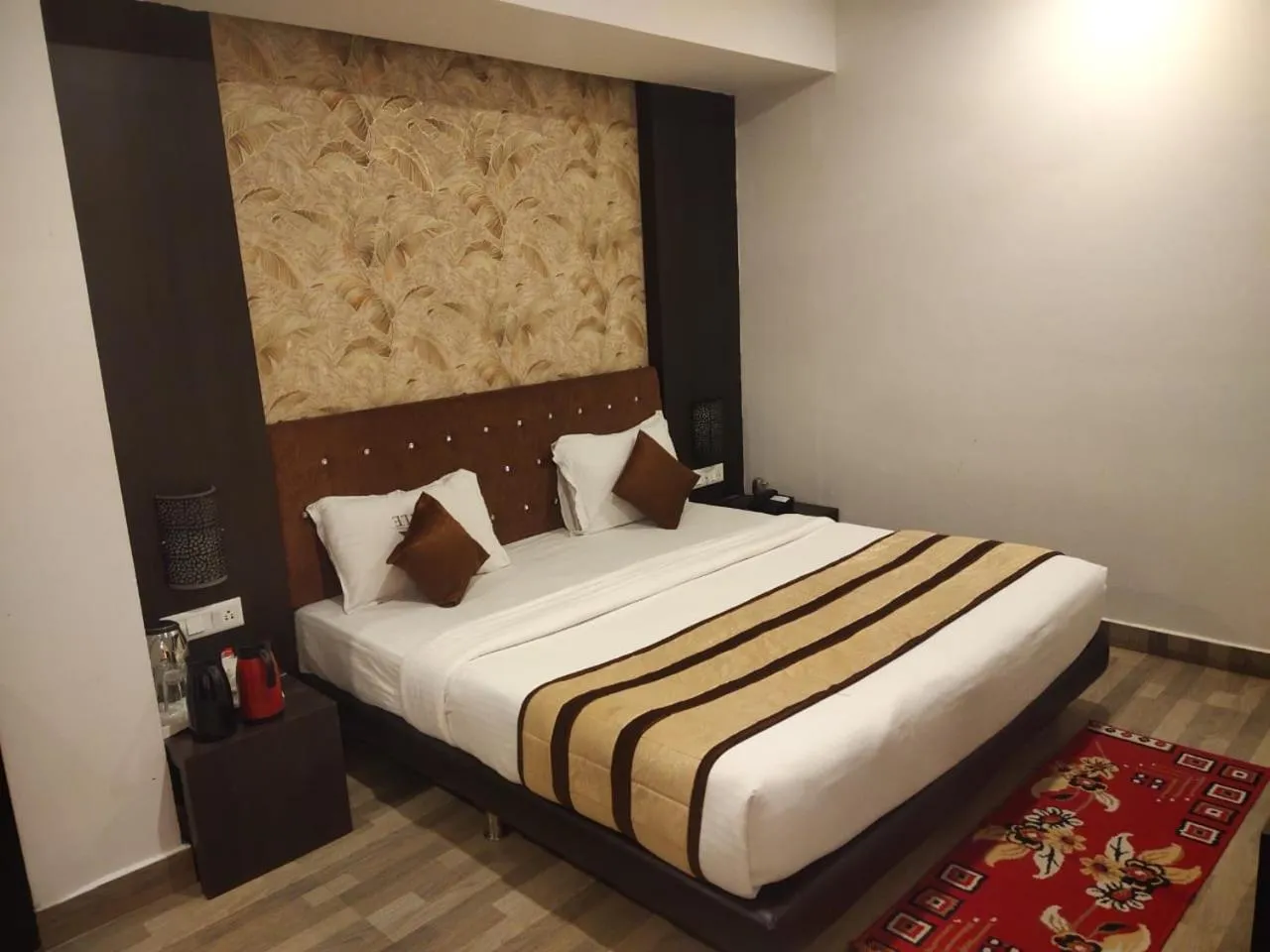 Photo of the whole room, Bed in Hotel S R Castle