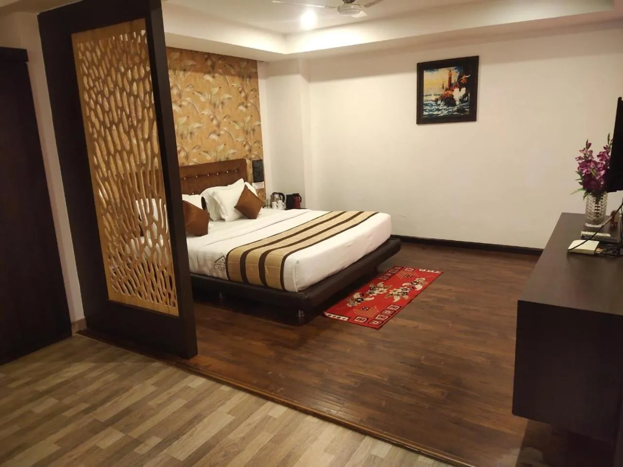 Photo of the whole room, Bed in Hotel S R Castle