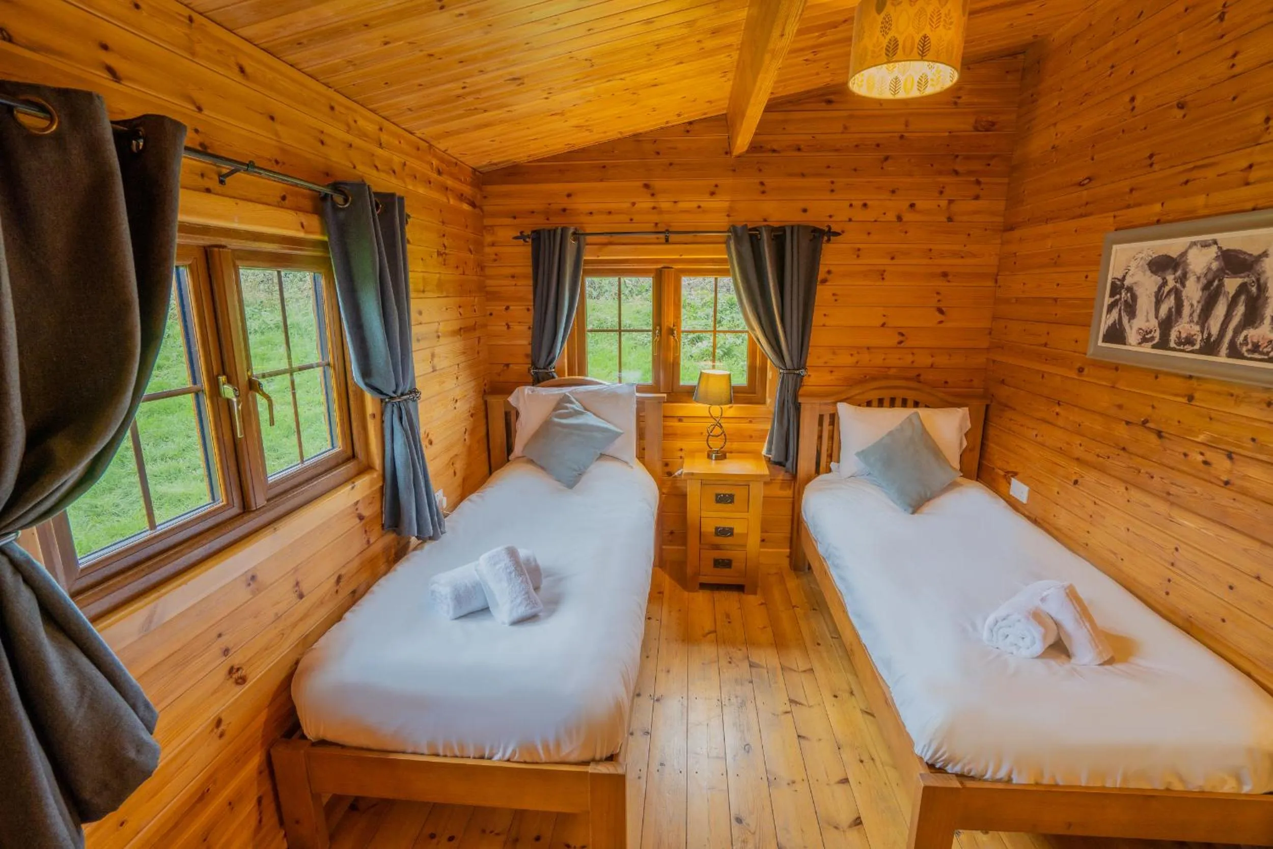 Bed in Wall Eden Farm - Luxury Log Cabins and Glamping
