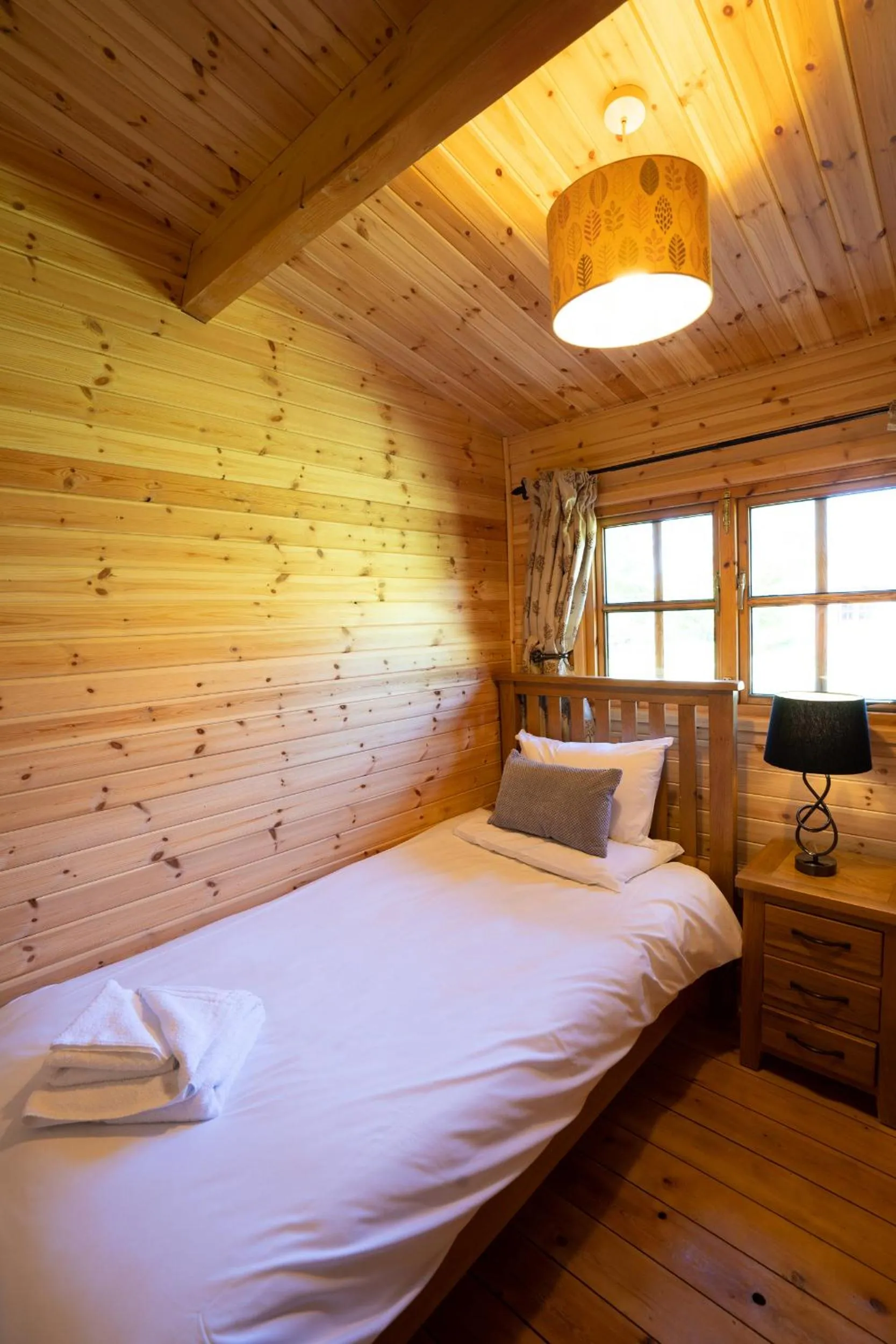 Bed in Wall Eden Farm - Luxury Log Cabins and Glamping