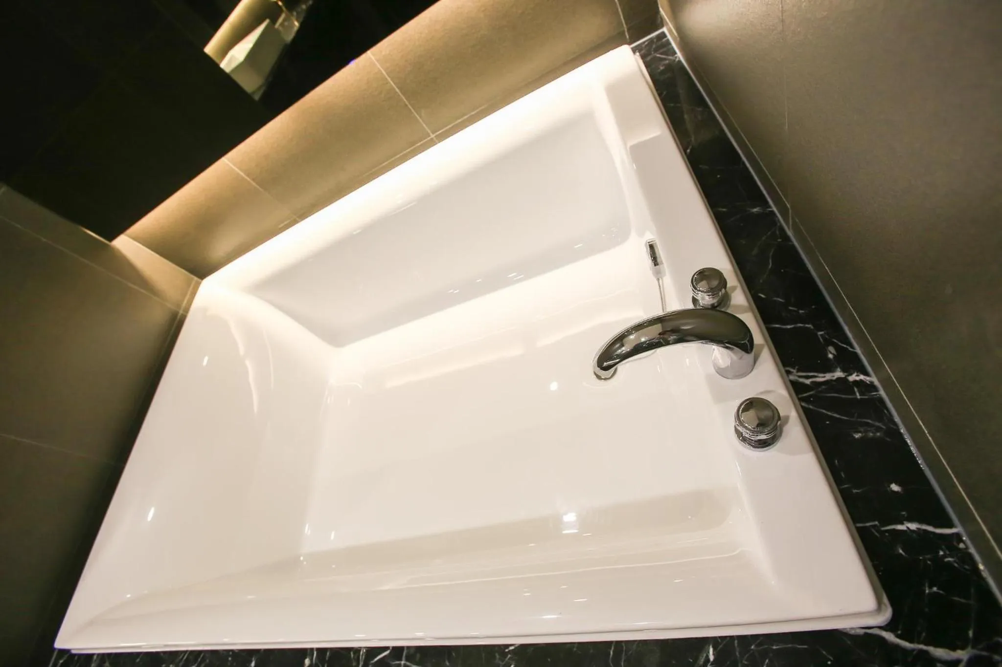 Bath in Hotel Star Premier Yeoksam