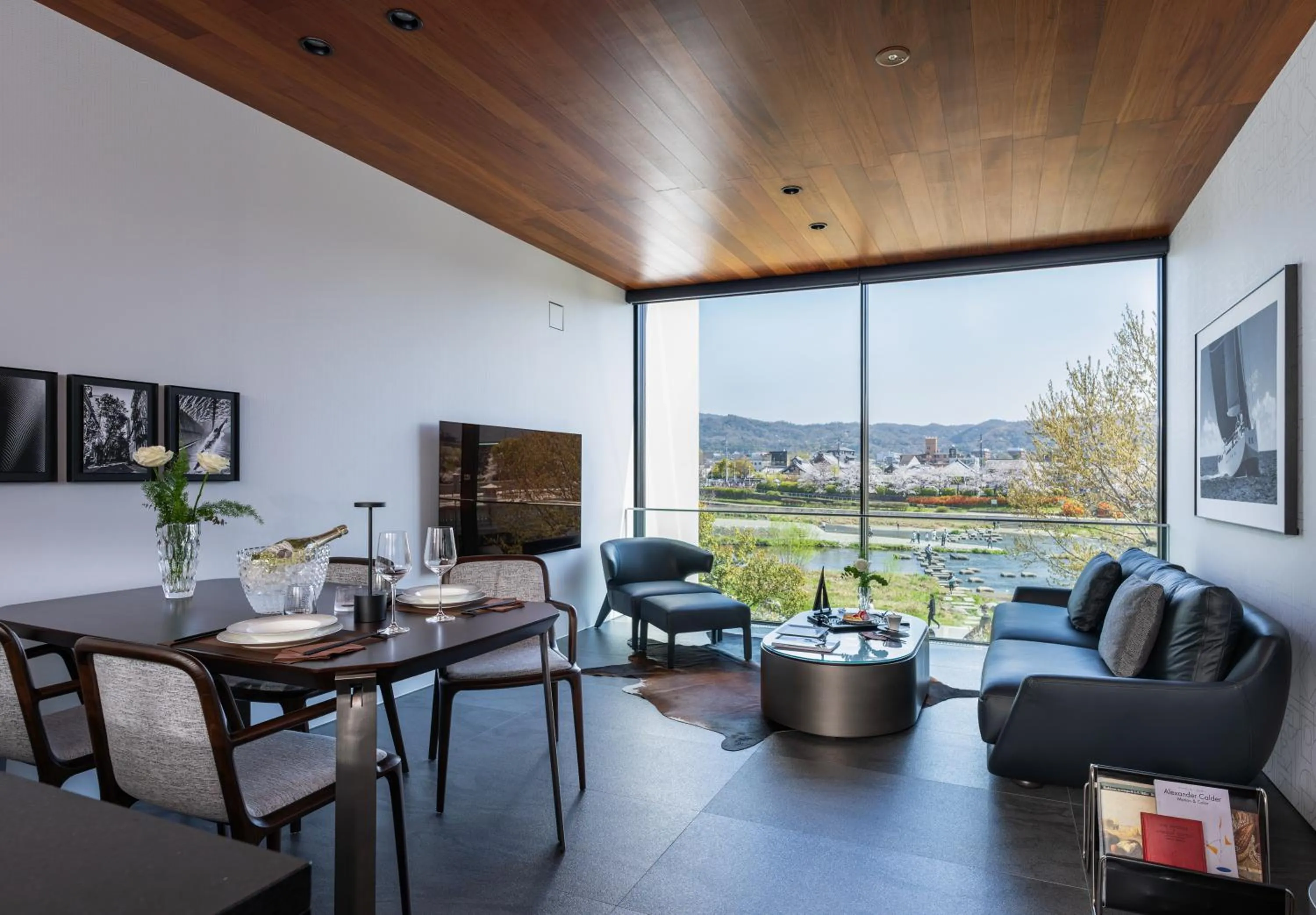 Natural landscape in Kamo Residences by Reflections