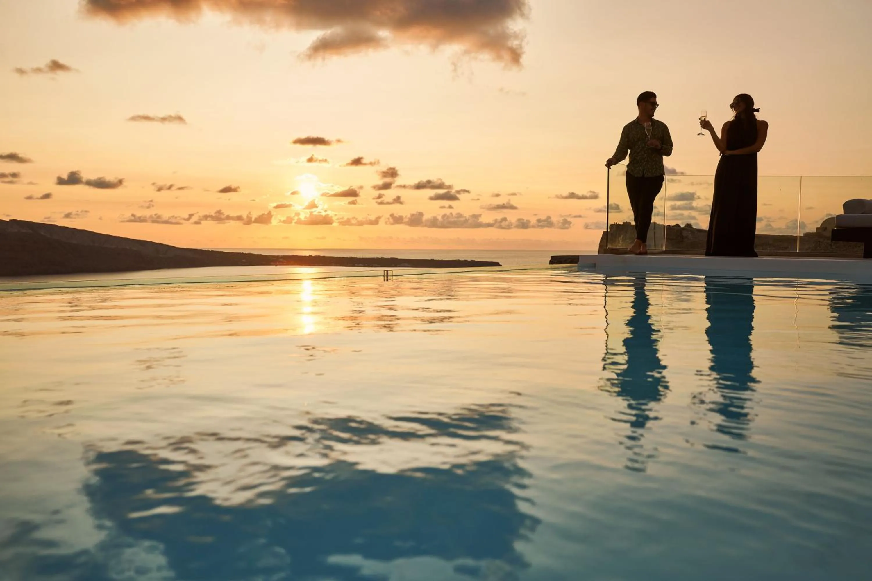 Restaurant/places to eat in Charisma Suites