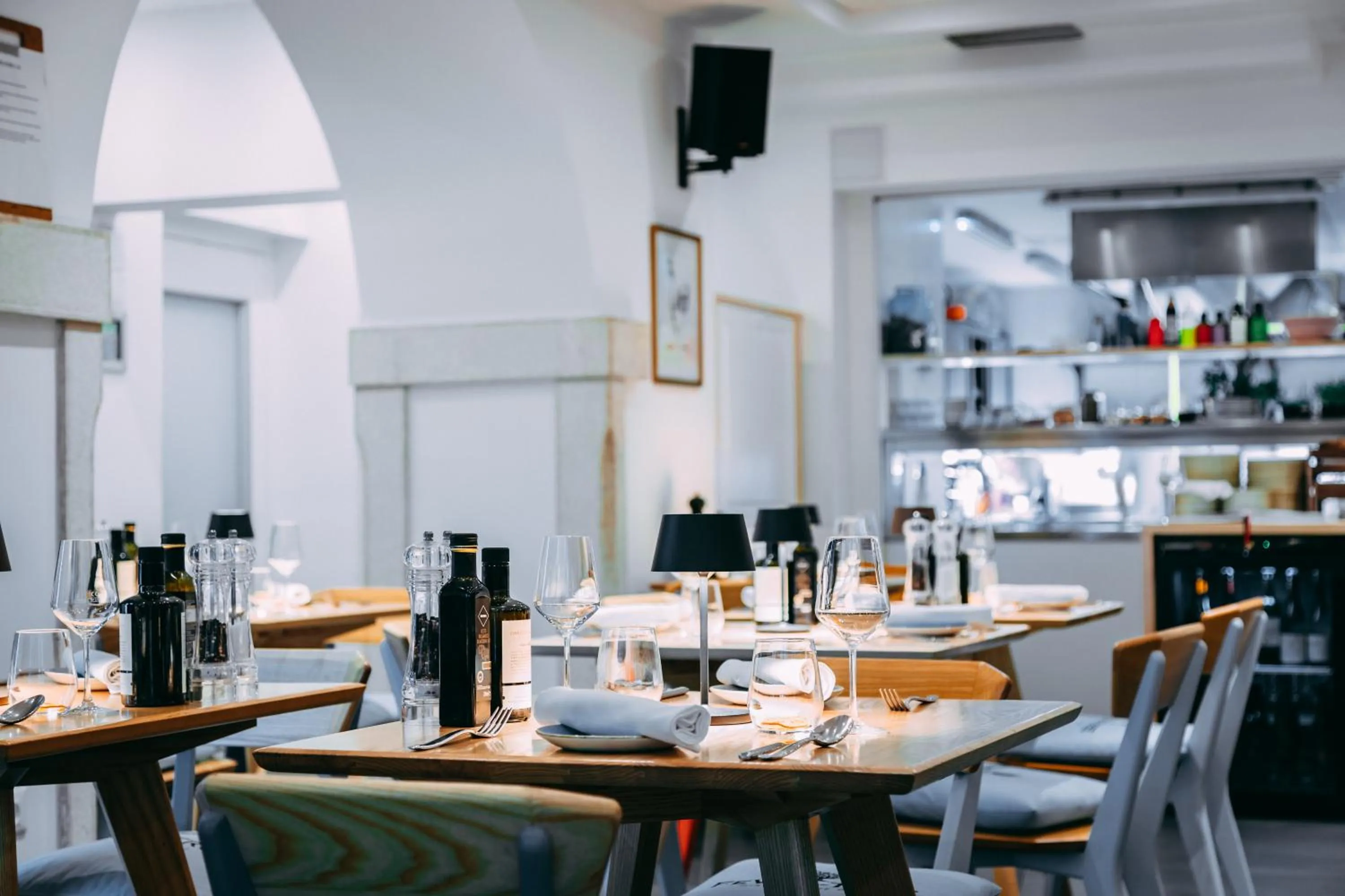 Restaurant/places to eat in Second Life in Piran - Hotel Zala Piran with private parking and shuttle service