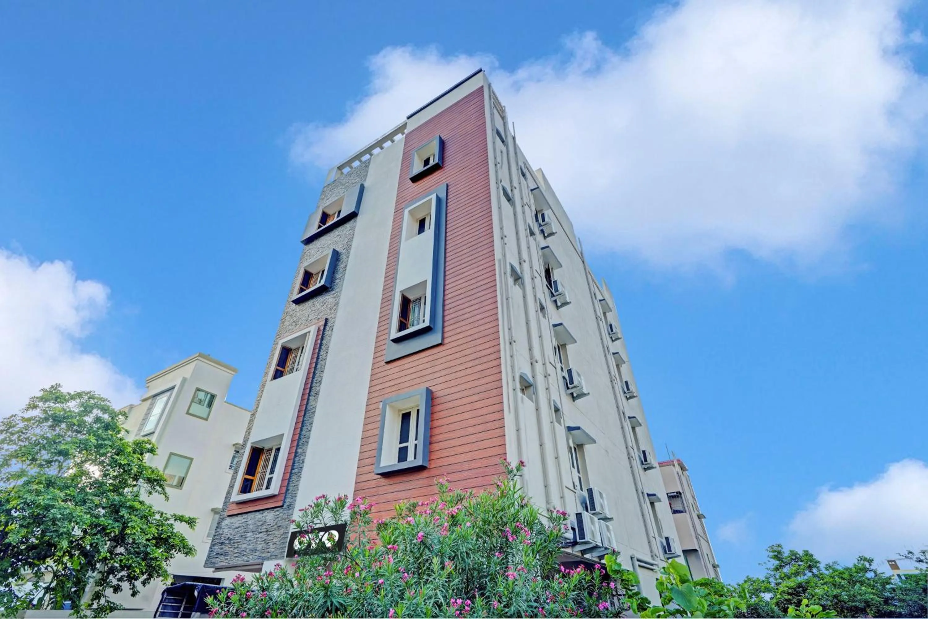 Facade/entrance in Collection O Ns Service Apartment