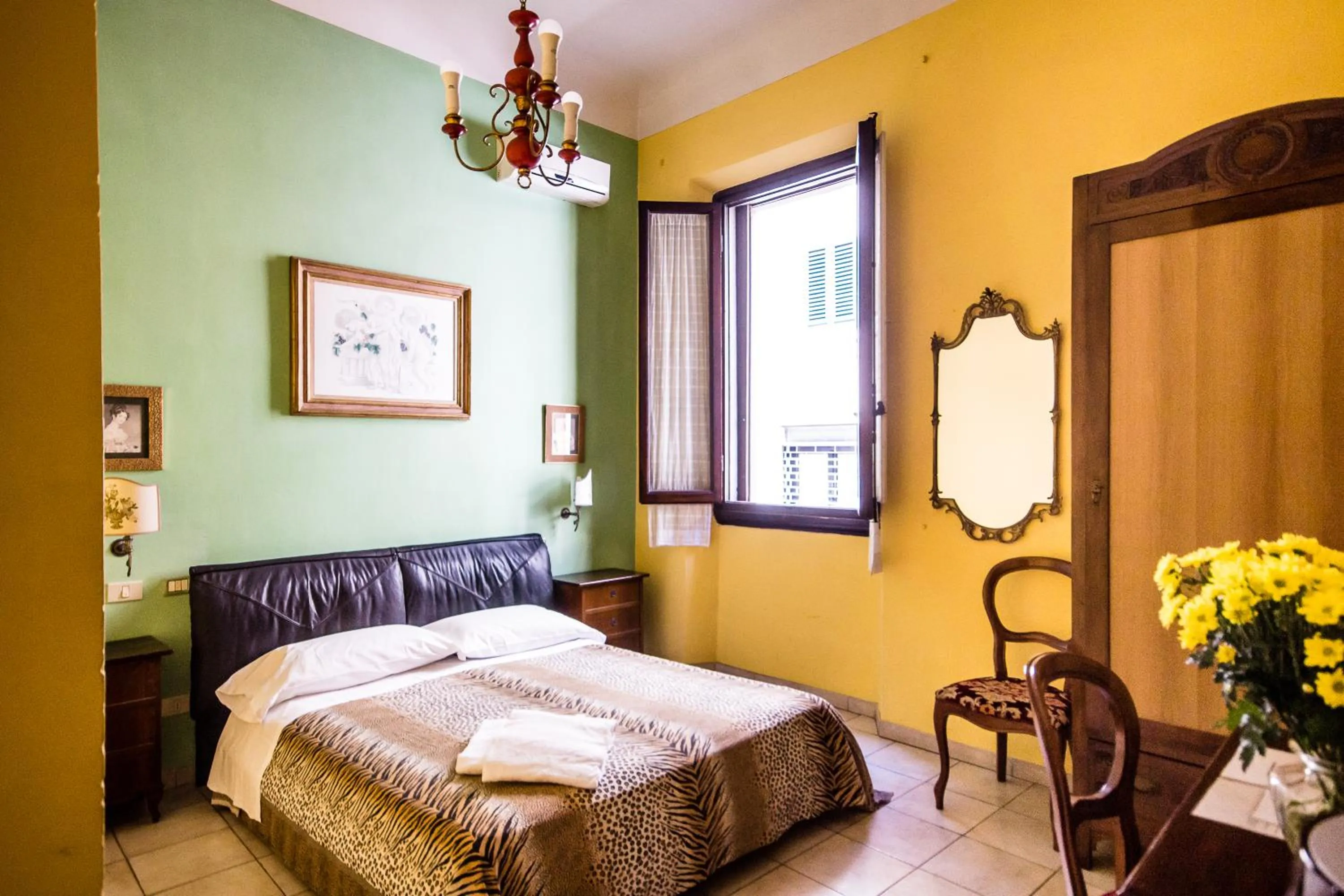 Photo of the whole room, Bed in Hotel Il Bargellino