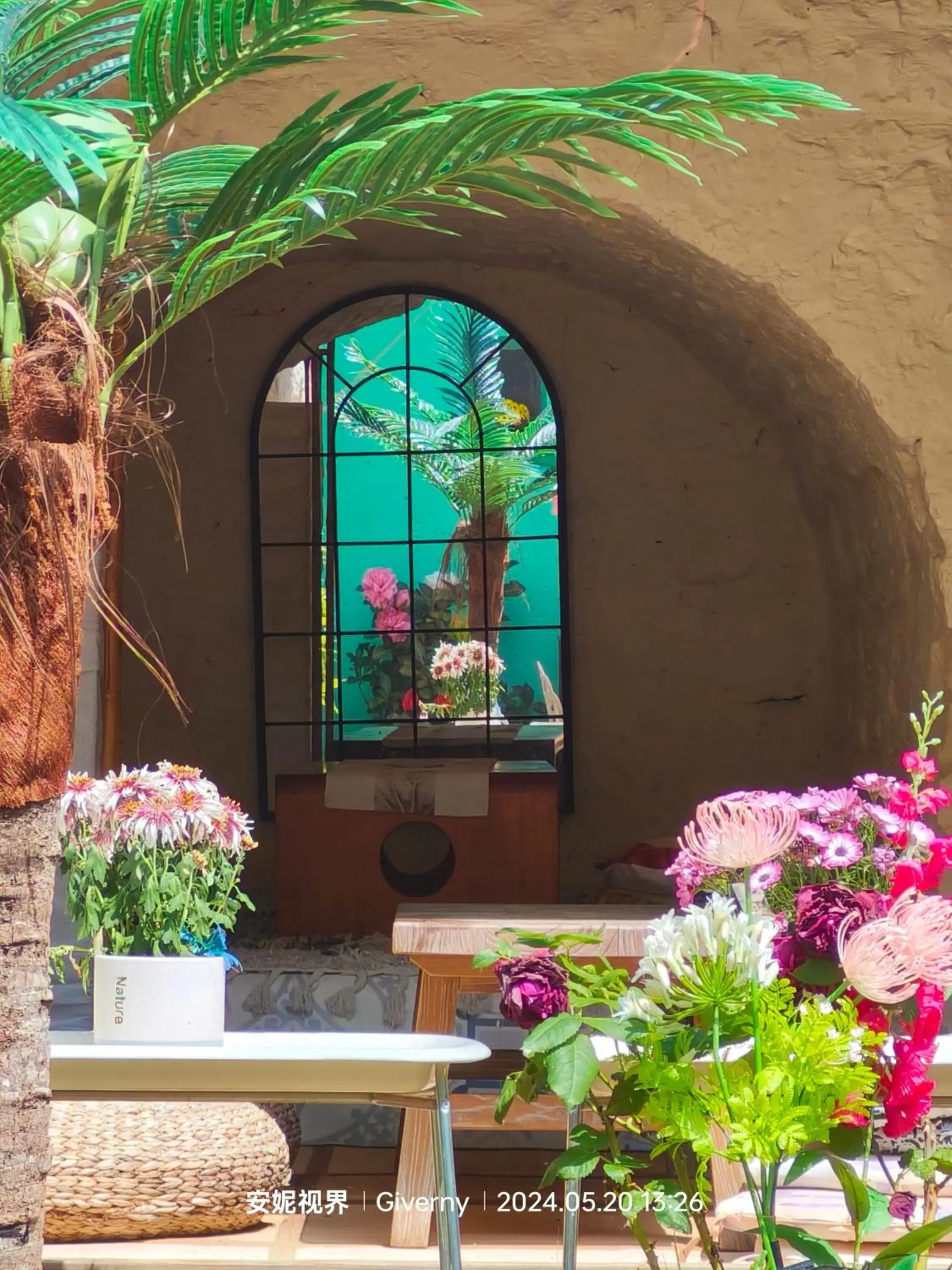 Double Room with Bathroom (Bath and Shower) - Pastel in Le Coin des Artistes Double Room with Bathroom (Bath and Shower) - Pastel in Le Coin des Artistes