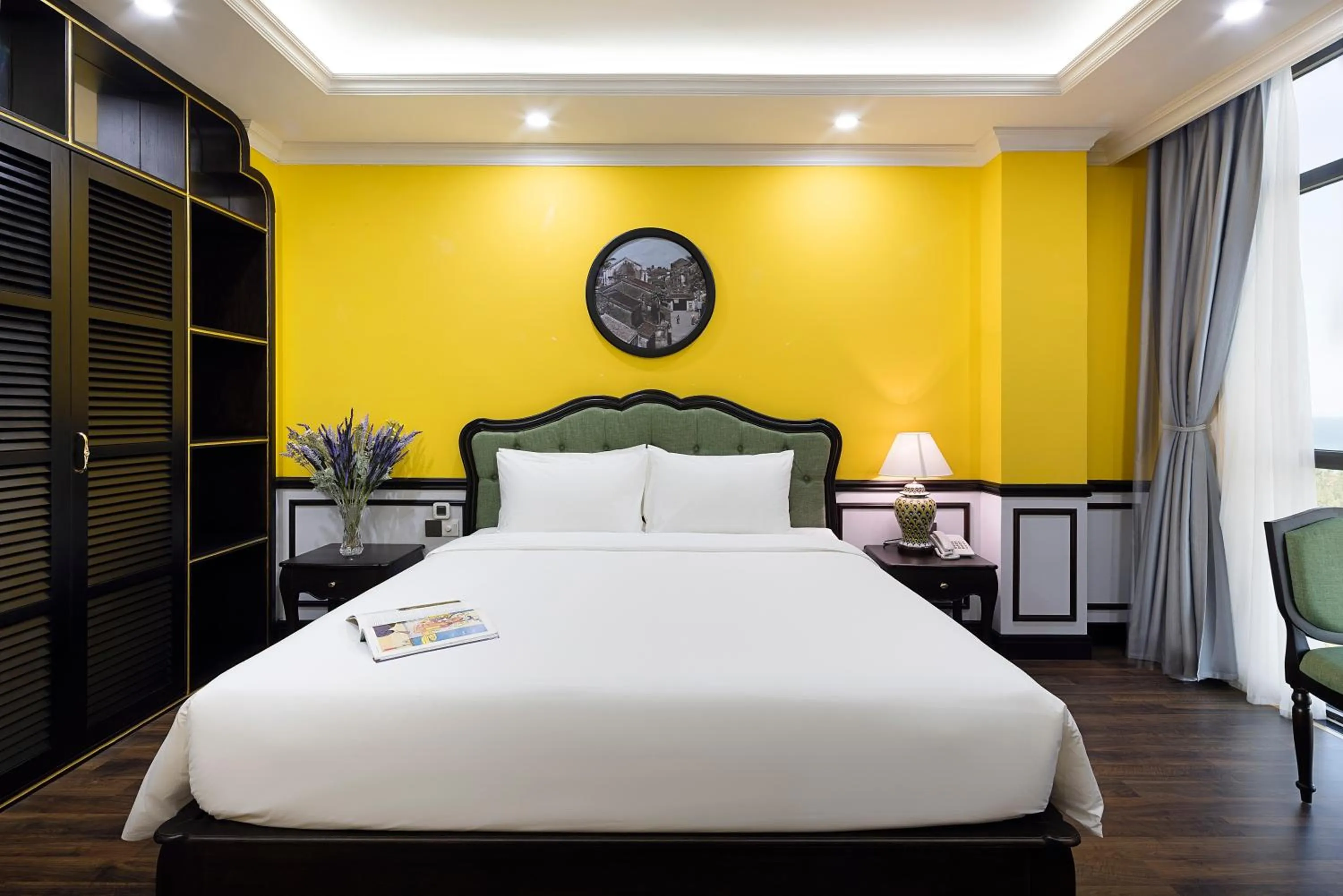 Bed in Charming beauty hotel