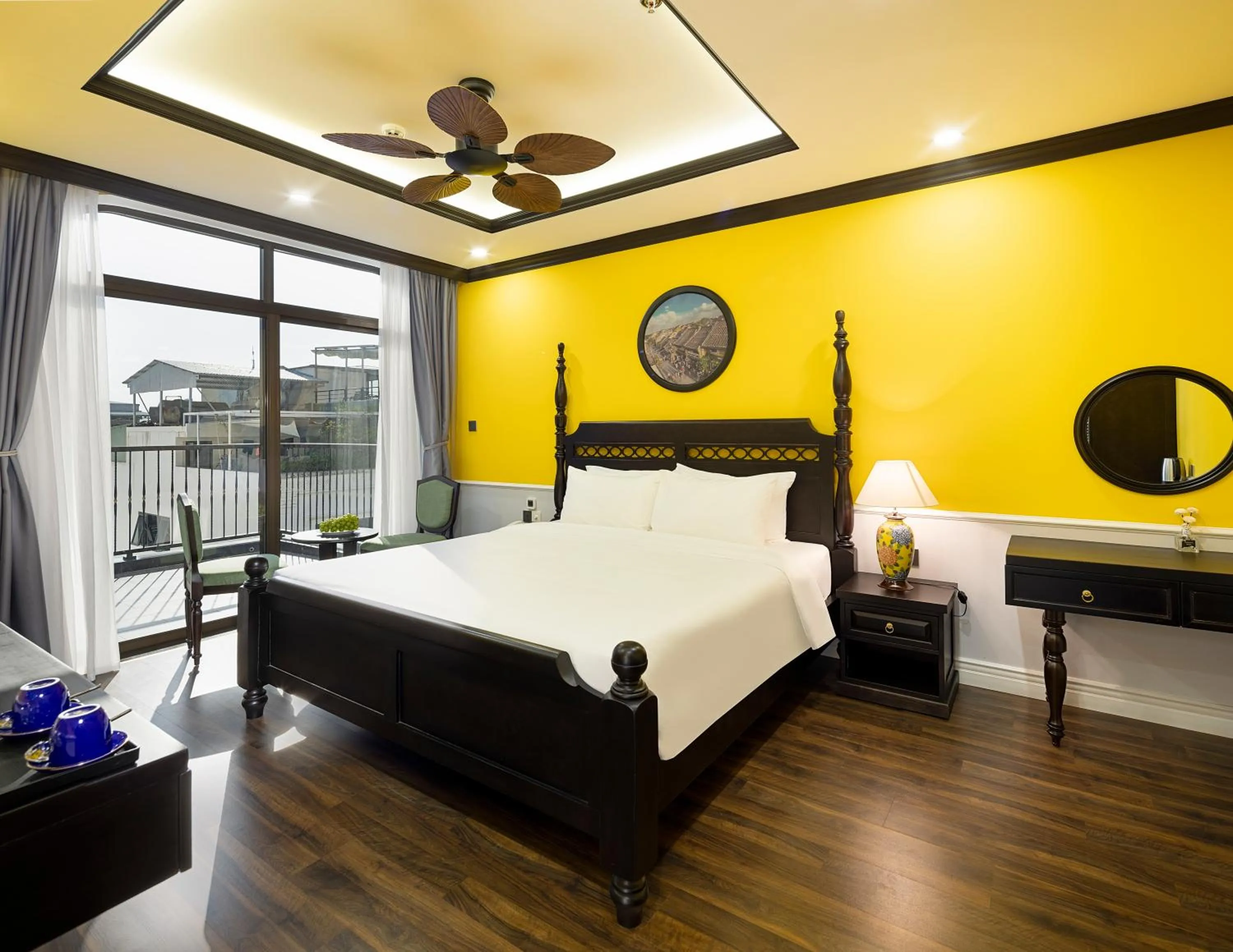 Photo of the whole room, Bed in Charming beauty hotel