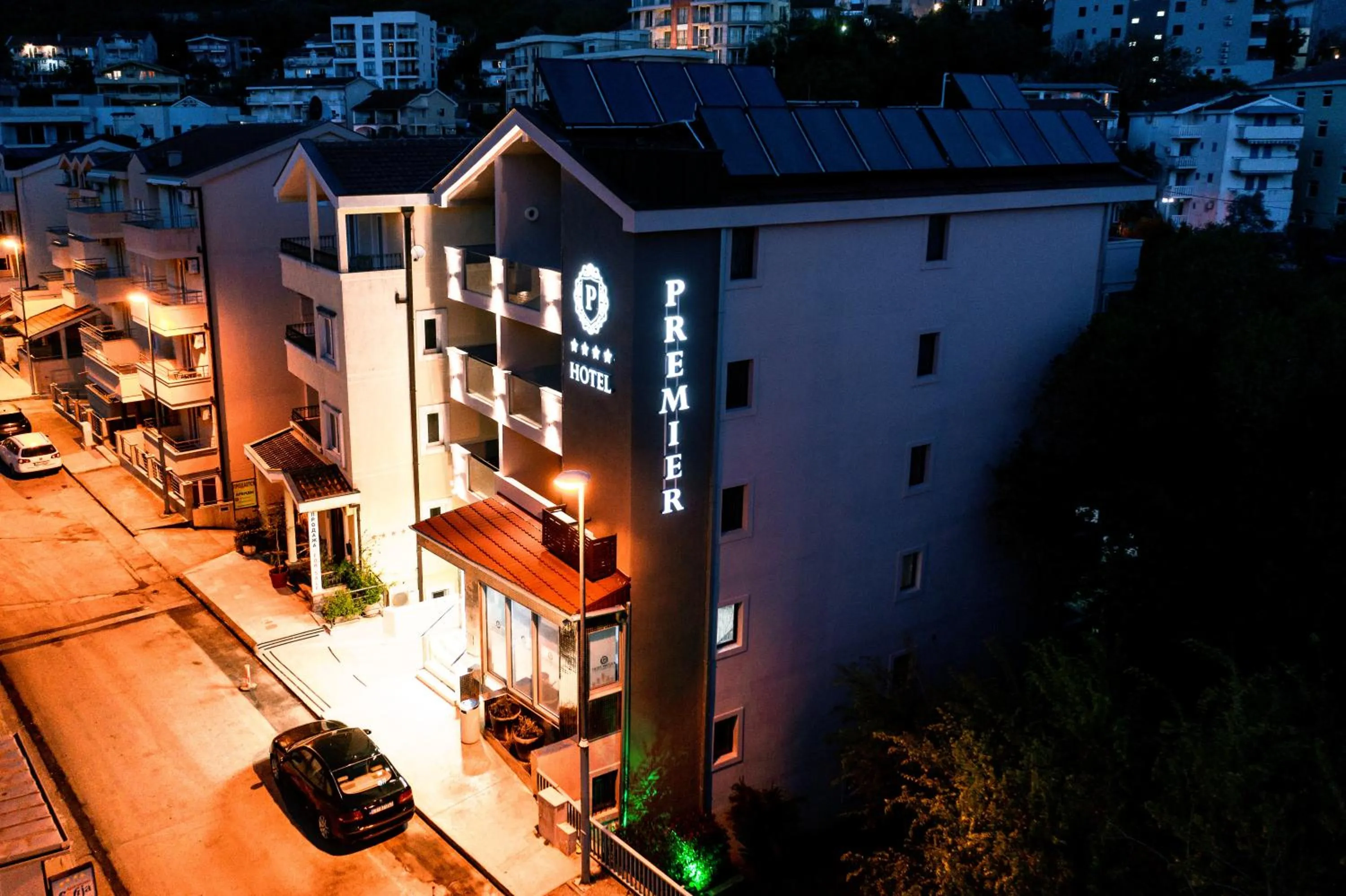 Property building in Hotel Premier