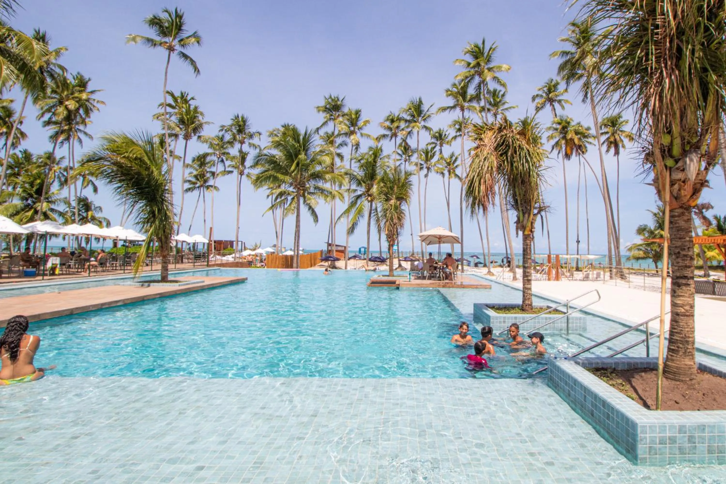 Swimming pool in Maceio Mar Resort All Inclusive