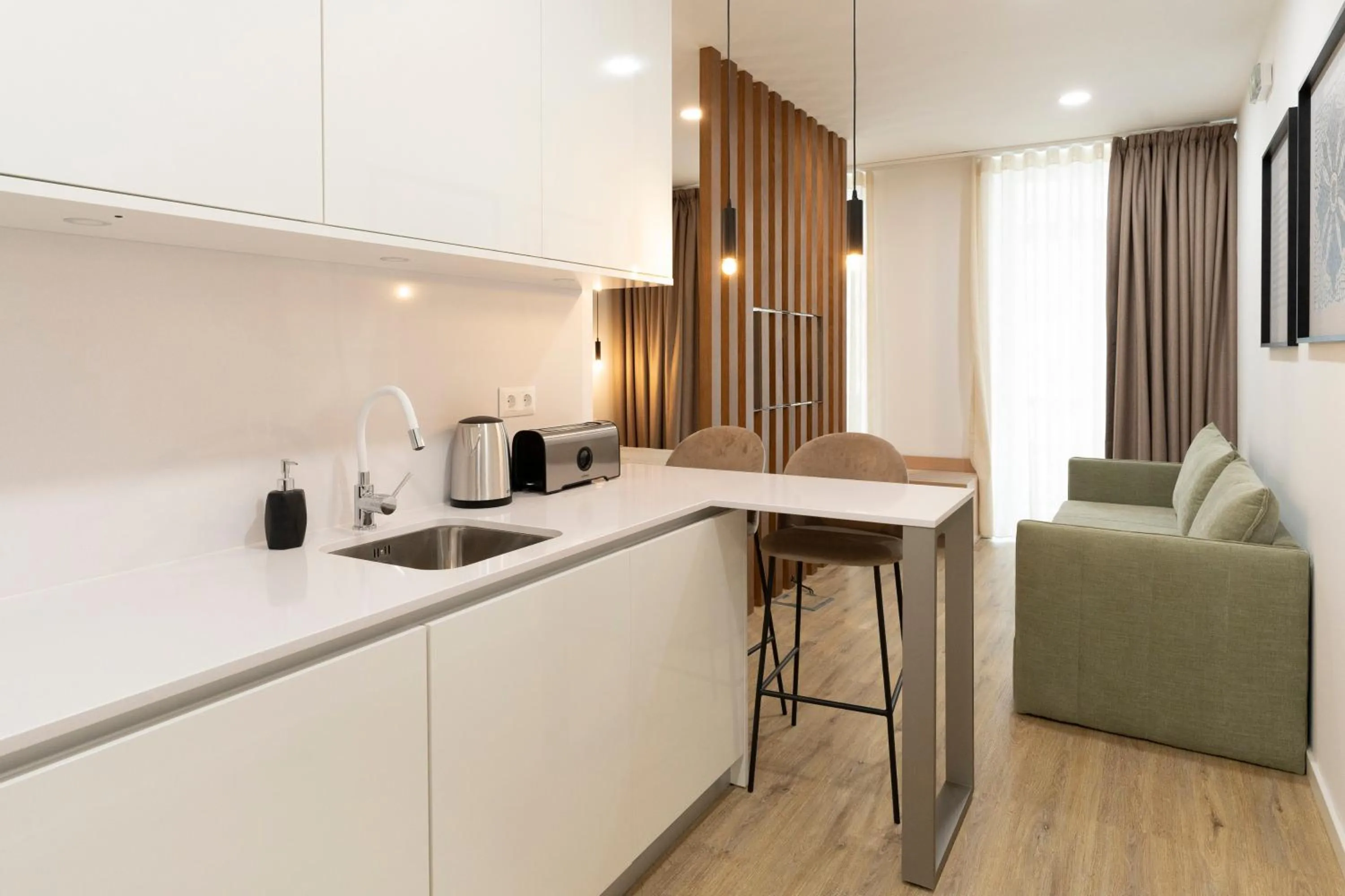 Coffee/tea facilities in Horta Bay