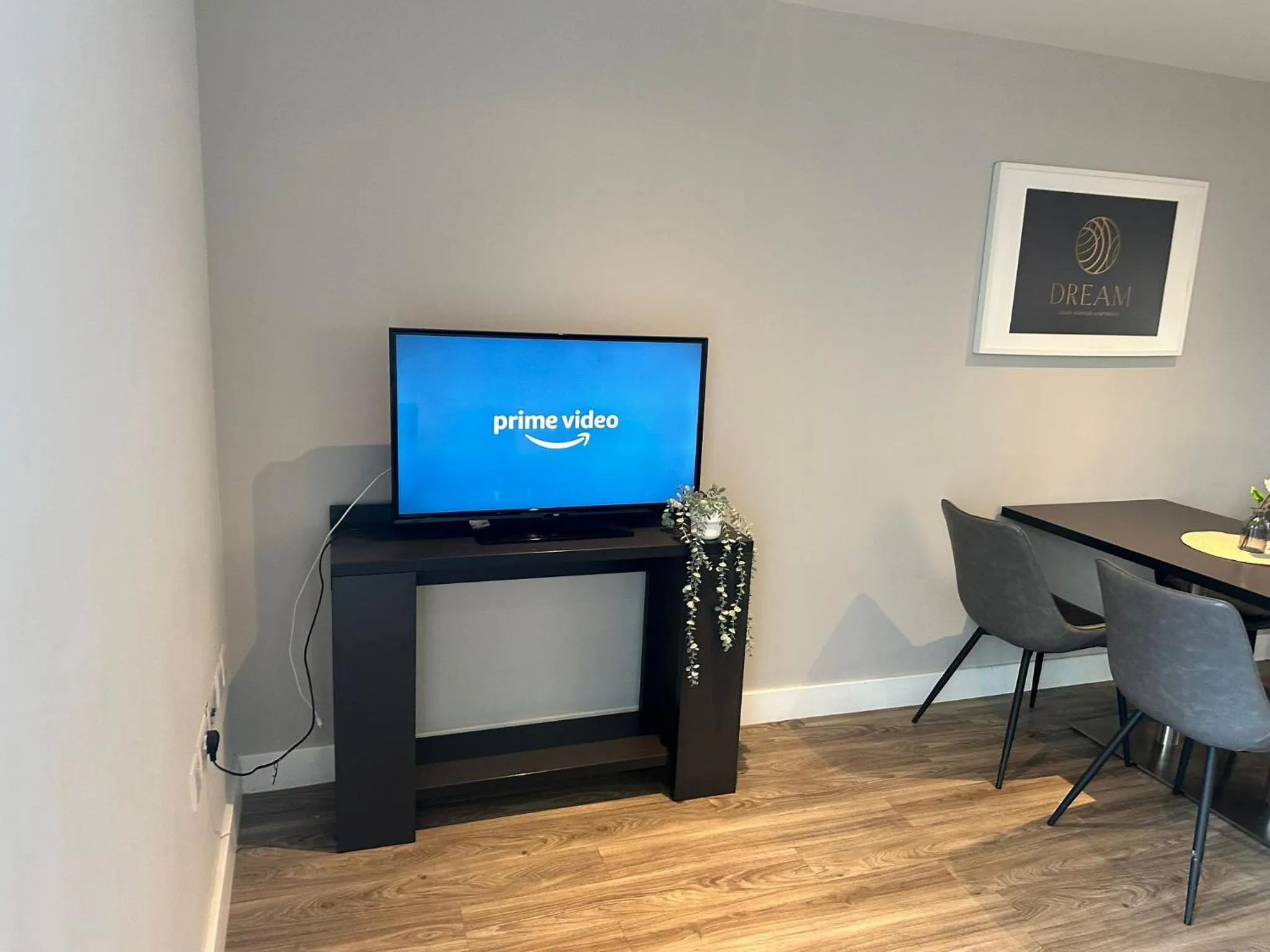 TV and multimedia in Obel Apartments by Beehosting