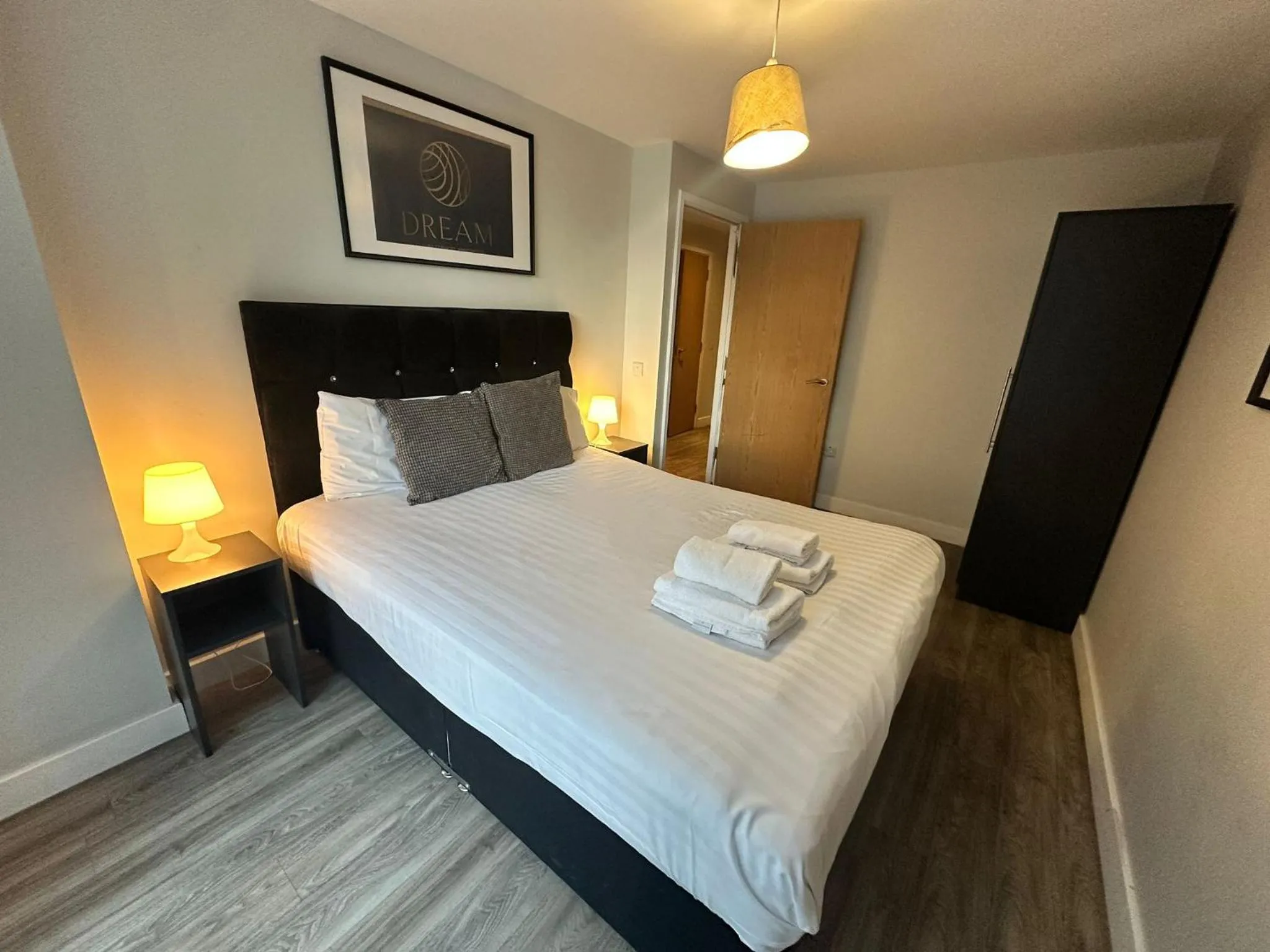 Bed in Obel Apartments by Beehosting