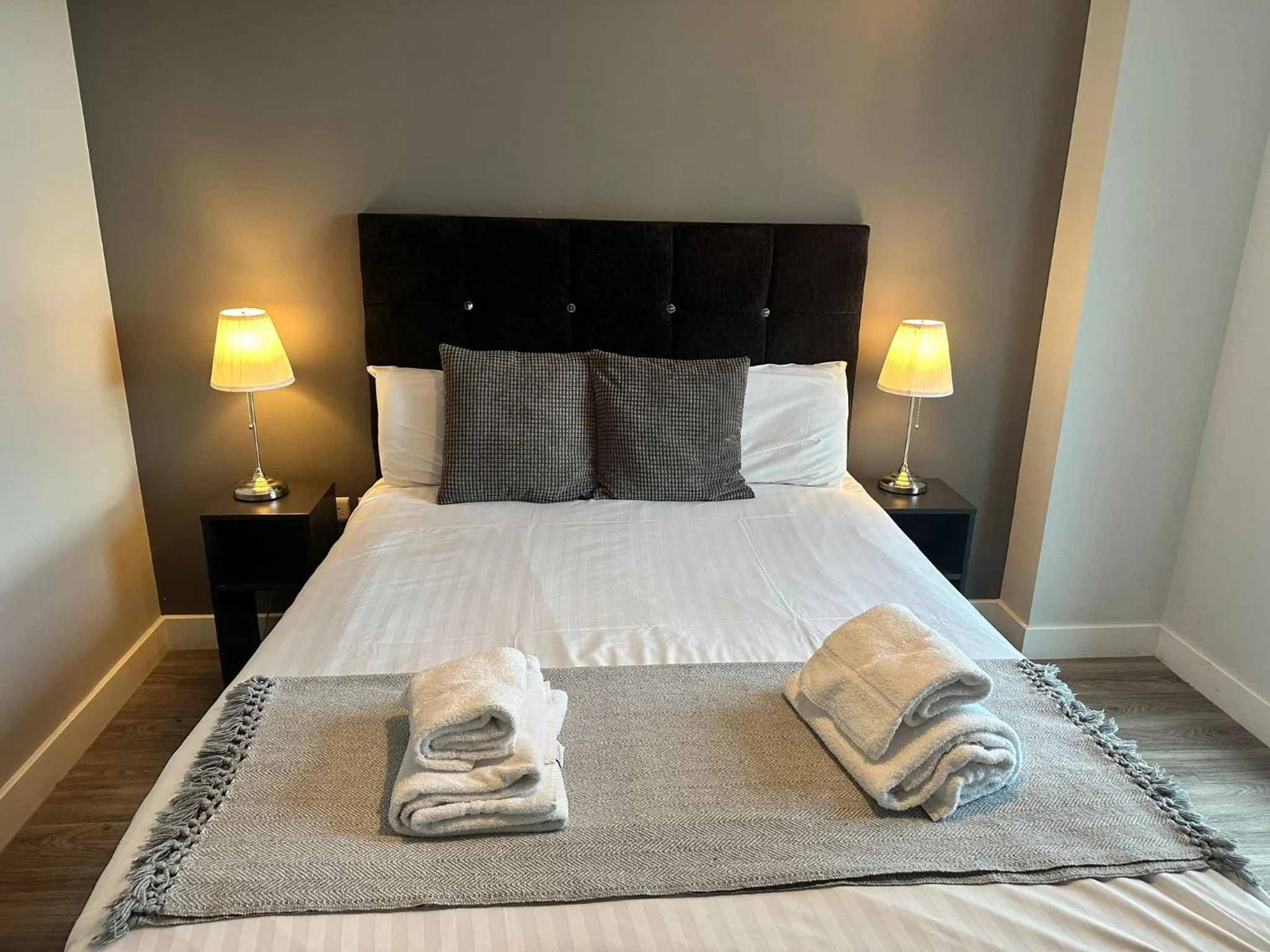 Bed in Obel Apartments by Beehosting