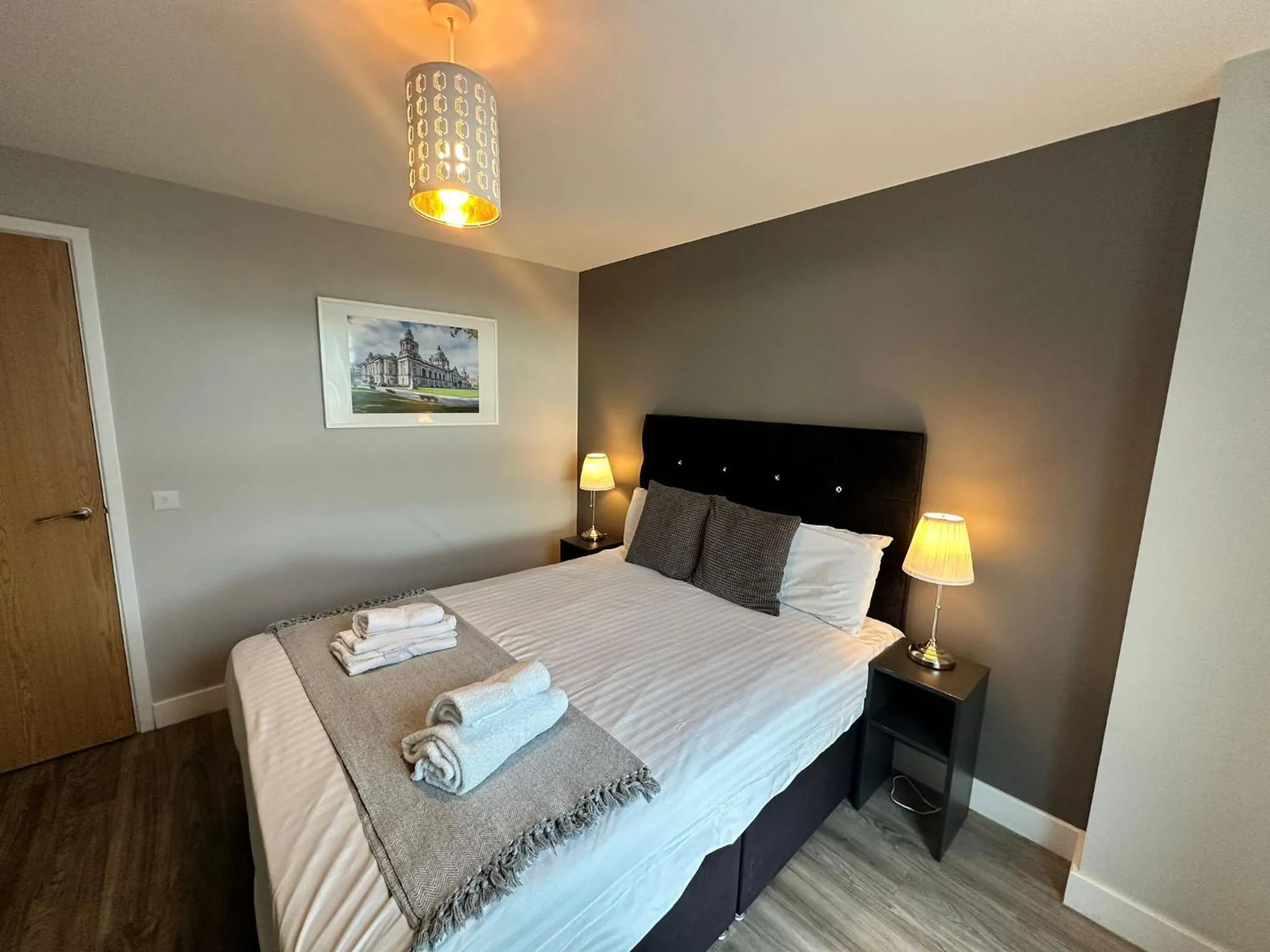 Photo of the whole room, Bed in Obel Apartments by Beehosting