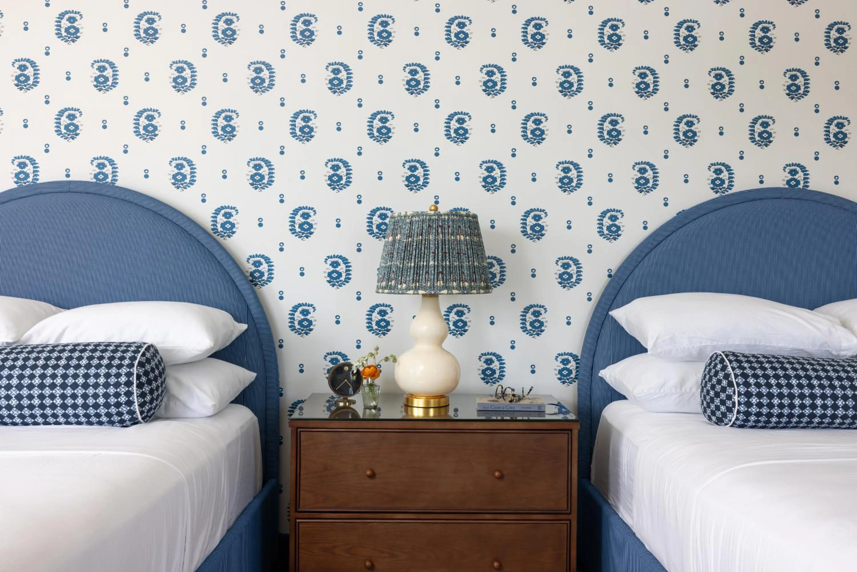 Bed in The George Hotel