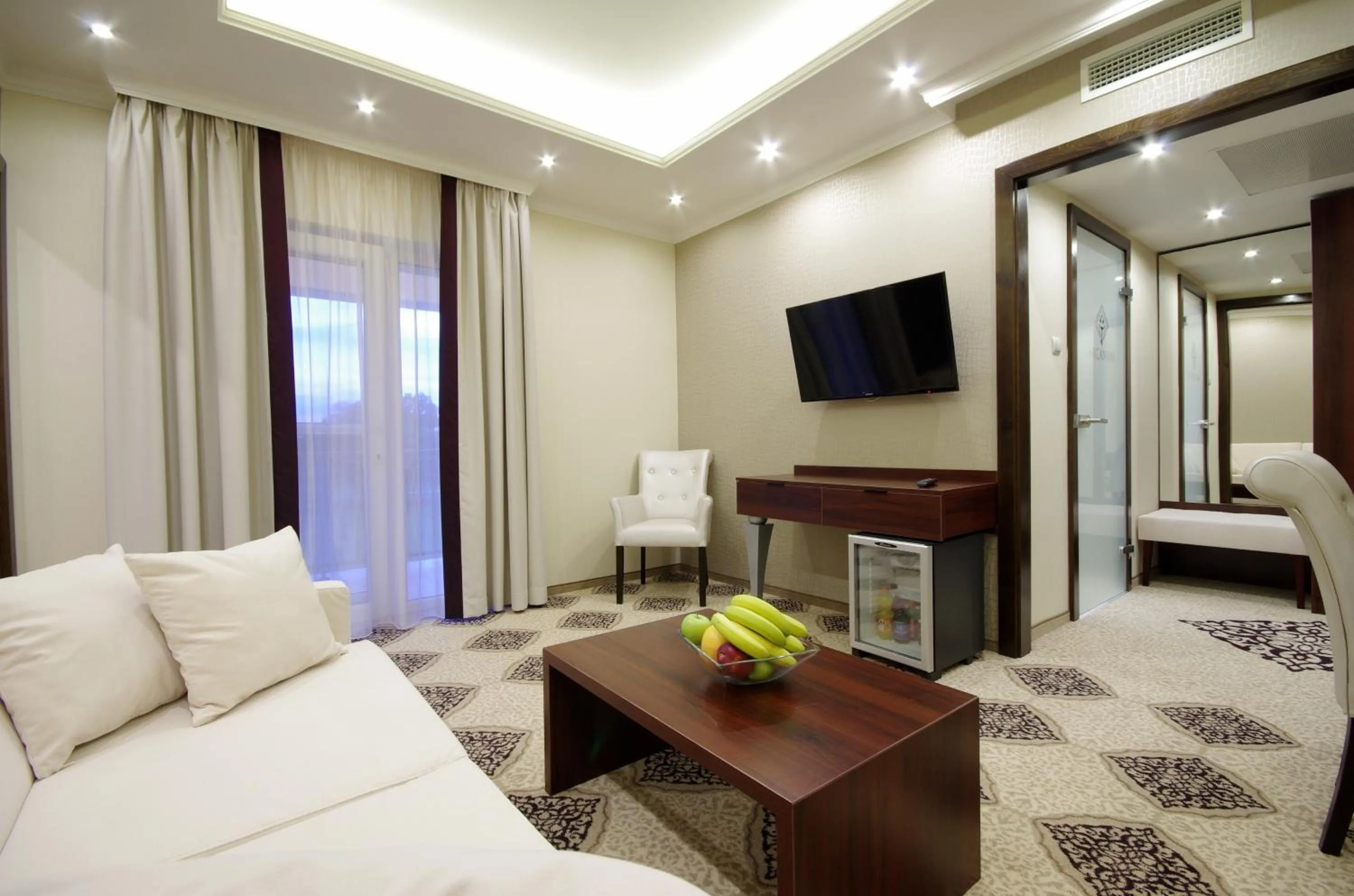 Living room, Bed in Arcanum Hotel