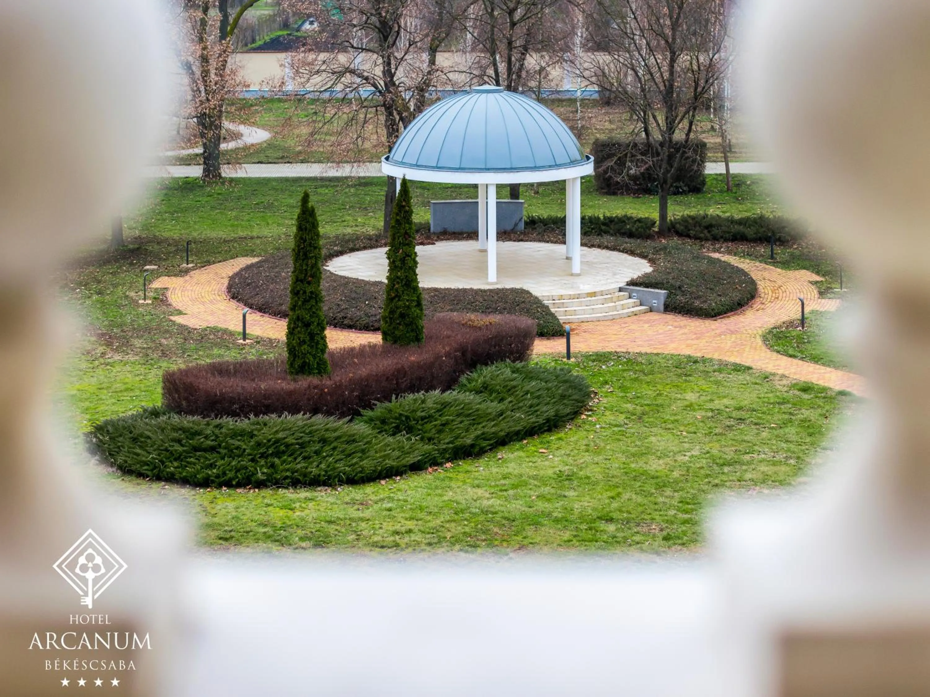 Garden in Arcanum Hotel