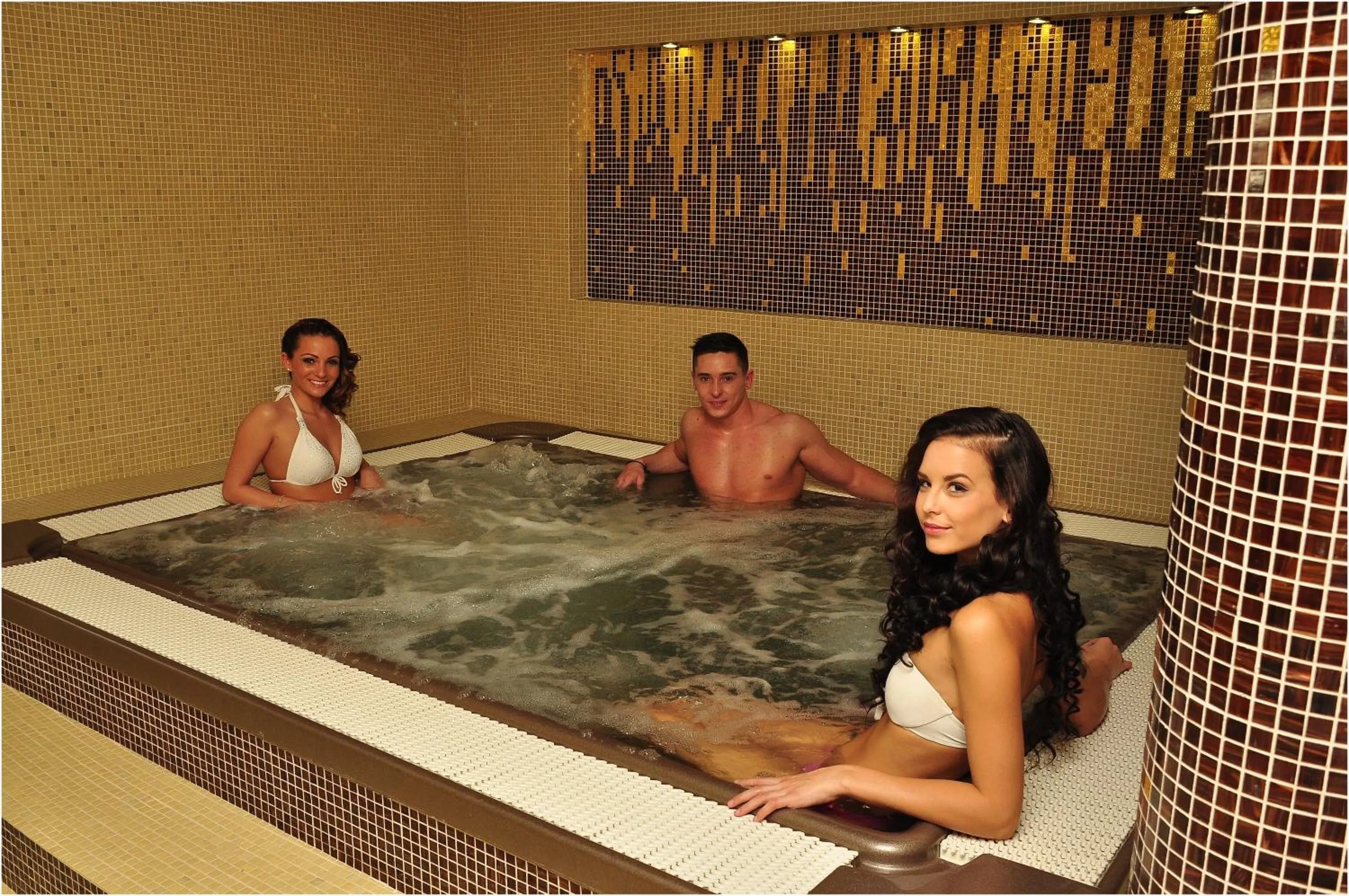 group of guests in Arcanum Hotel