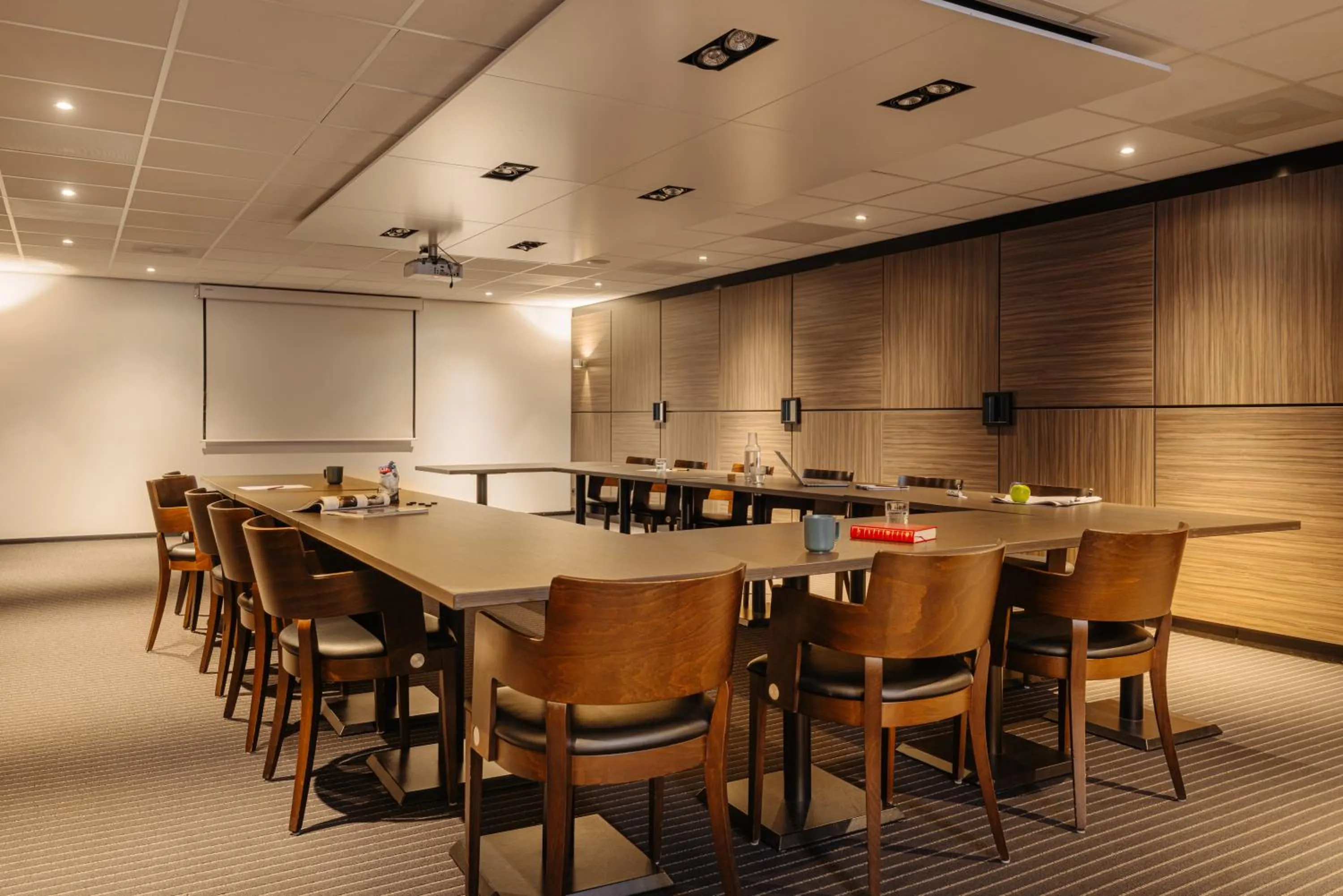 Meeting/conference room in Crown Hotel Eindhoven Centre