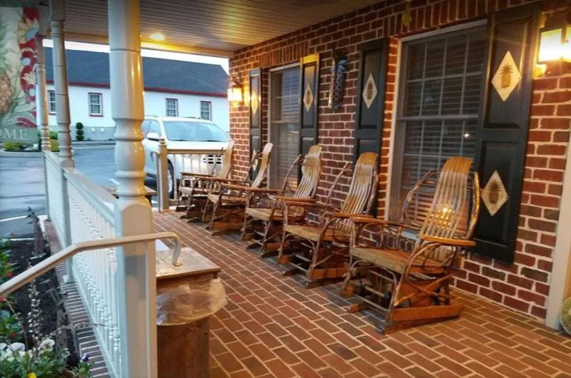 Patio in Country Living Inn