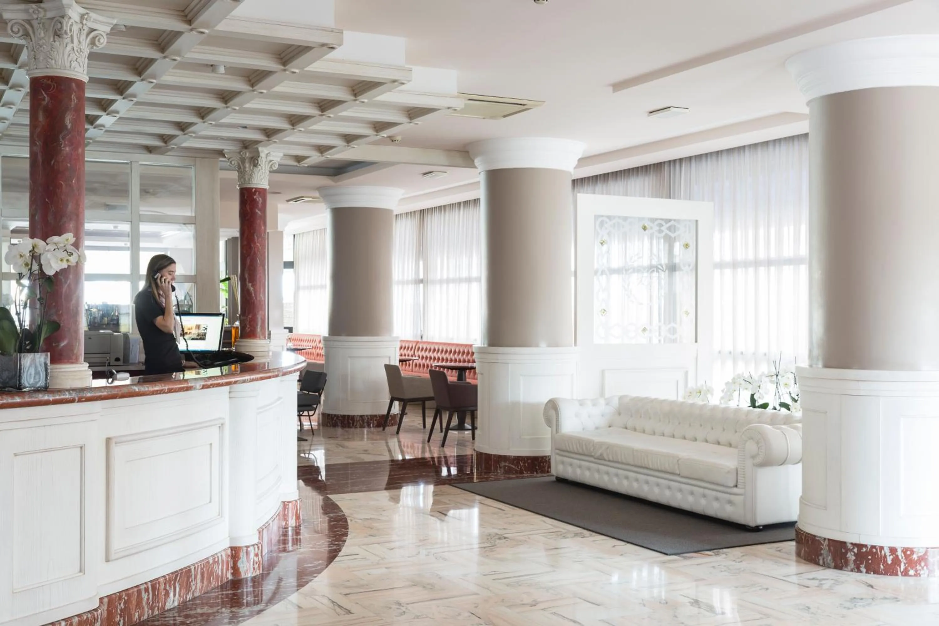 Lobby or reception in Hotel Cambridge