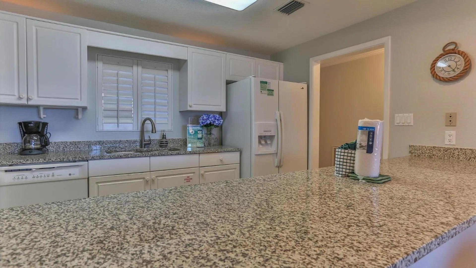 Aegean 210 - Updated 2 Bedroom 2 Bath at the Aegean