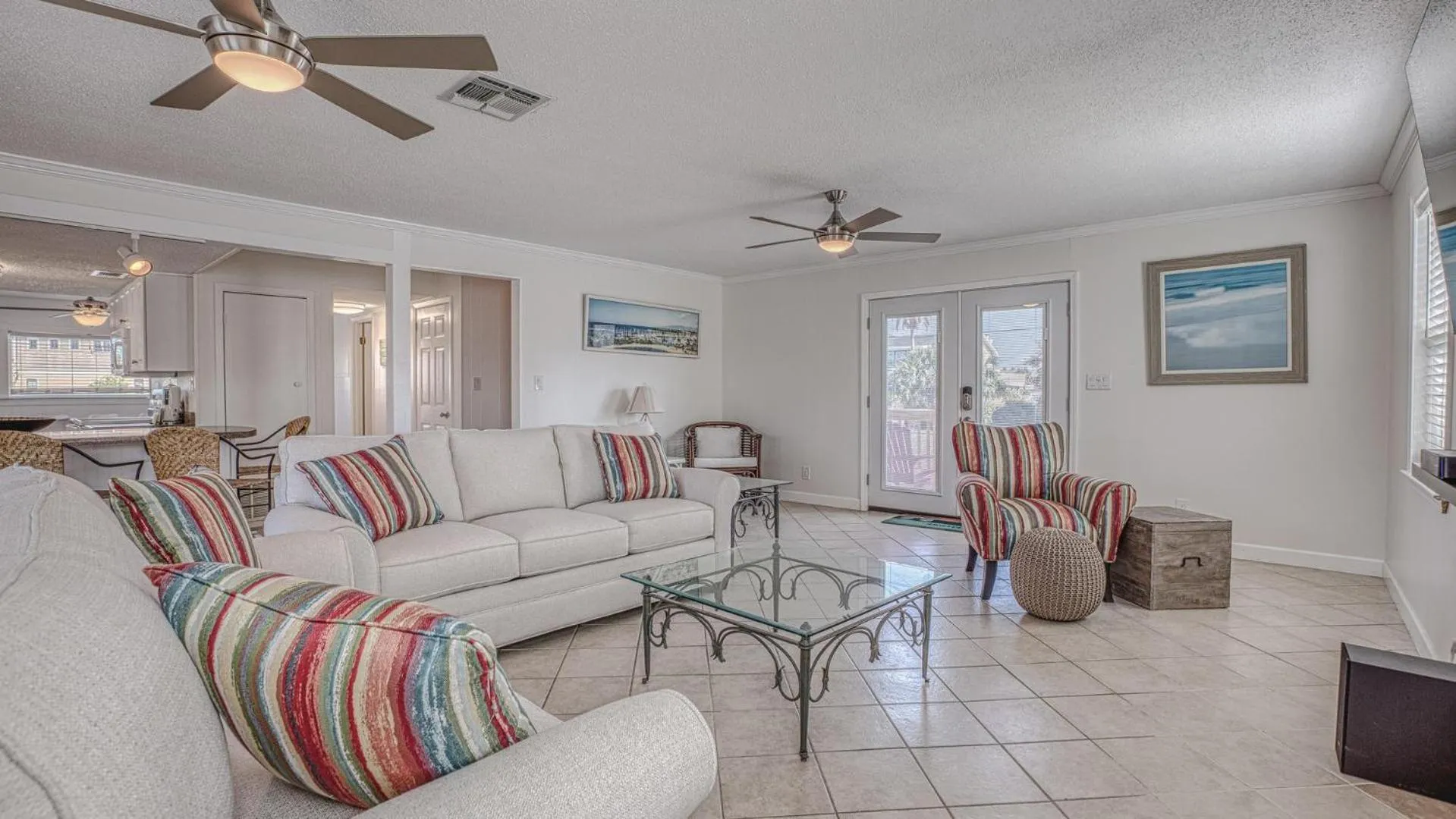 The Back Porch - Is a relaxing 4 bedroom 3 bathroom House on Holiday Isle