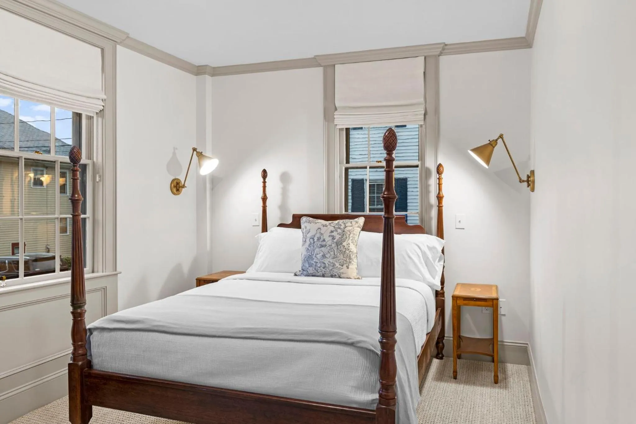 Bed in The Davenport Inn