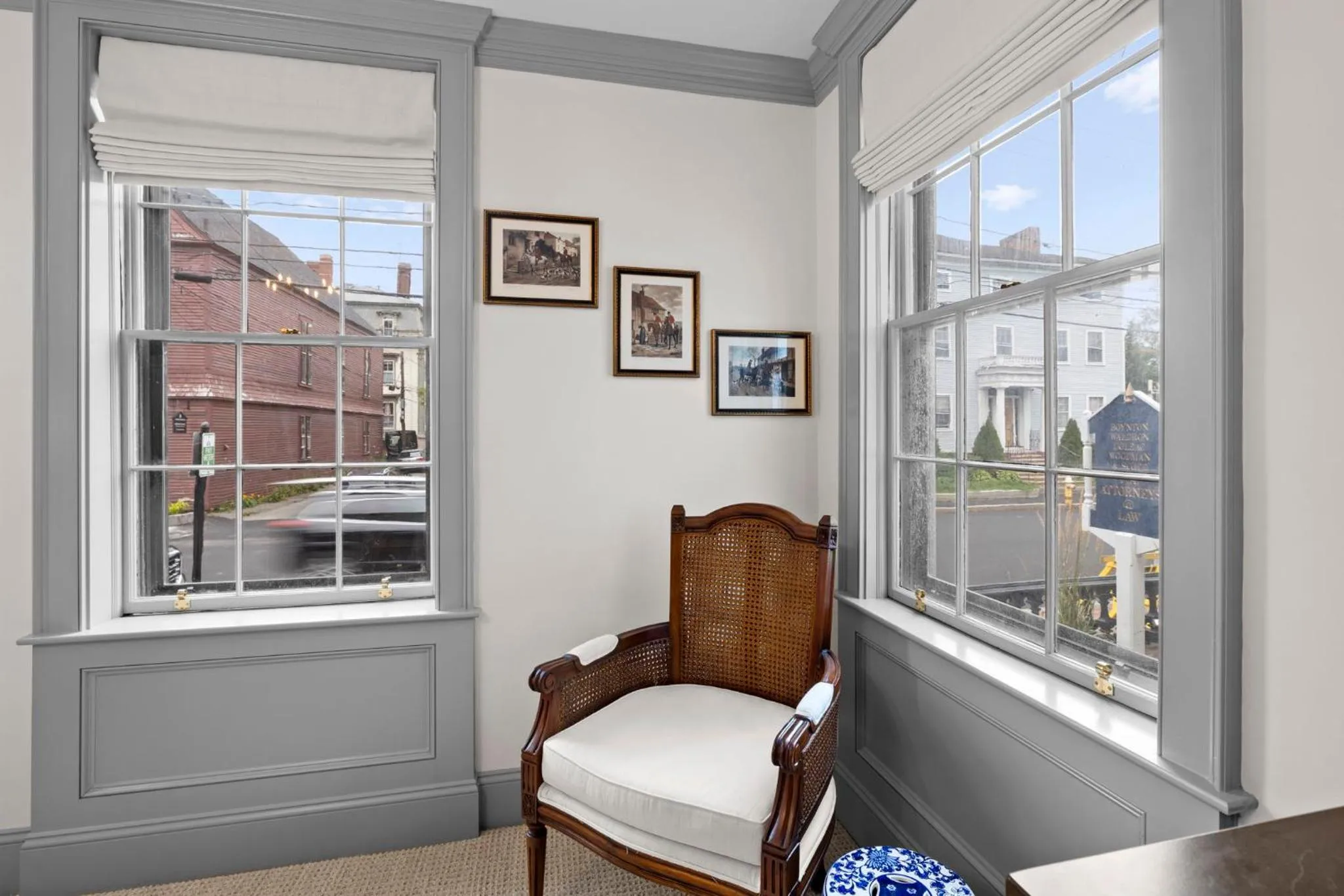 Seating area in The Davenport Inn