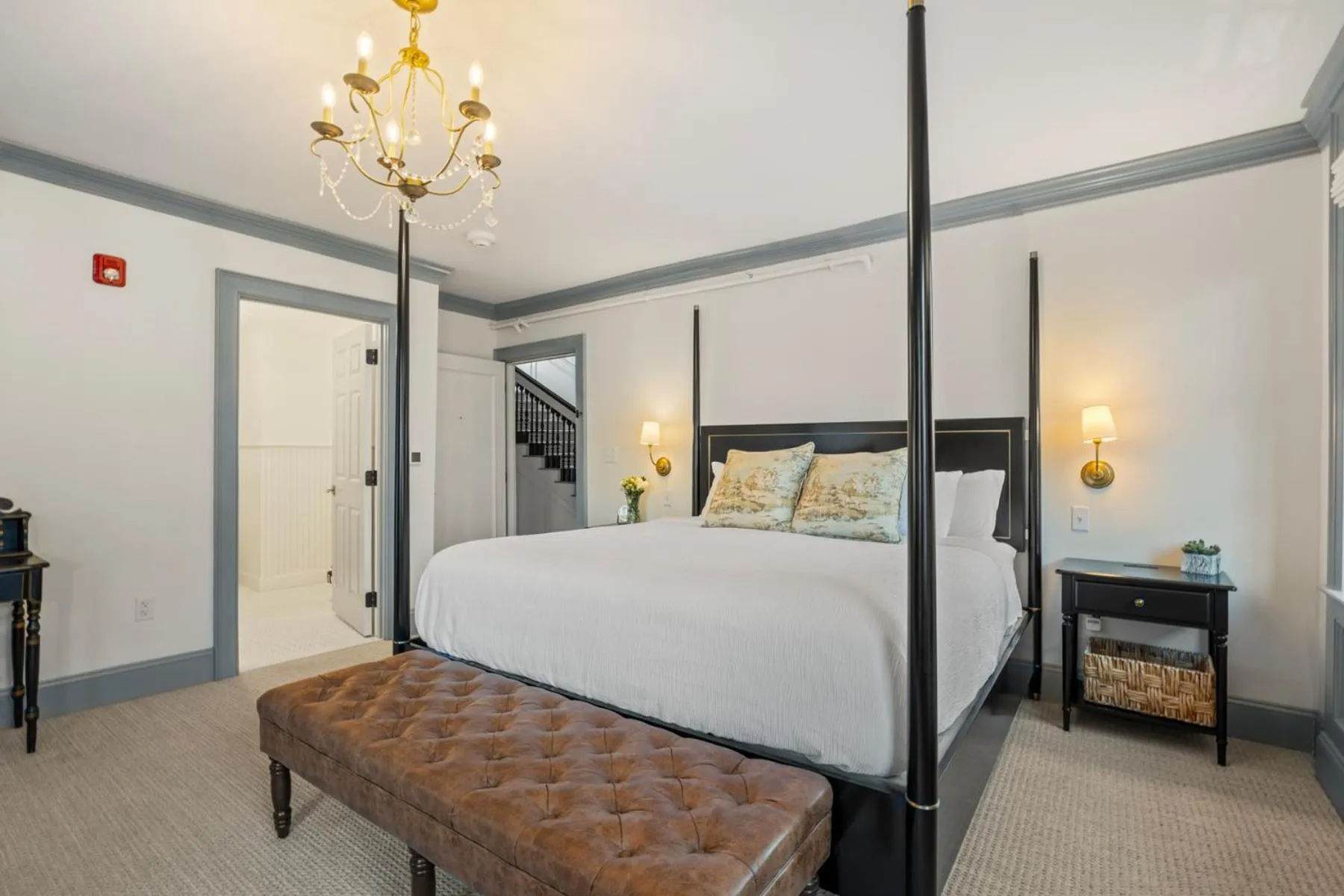 Bed in The Davenport Inn