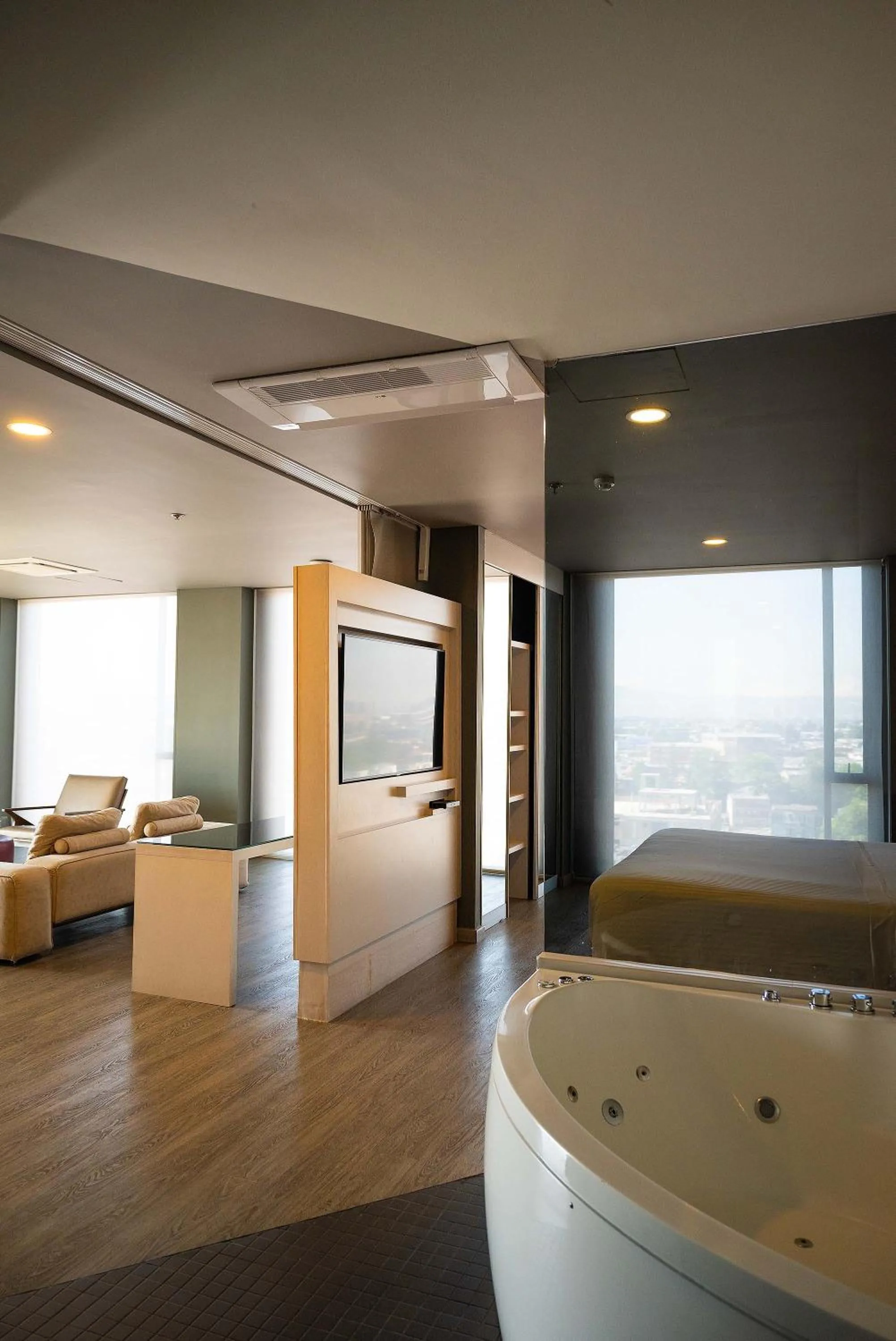 Photo of the whole room, Bed in Hotel Black Tower Premium