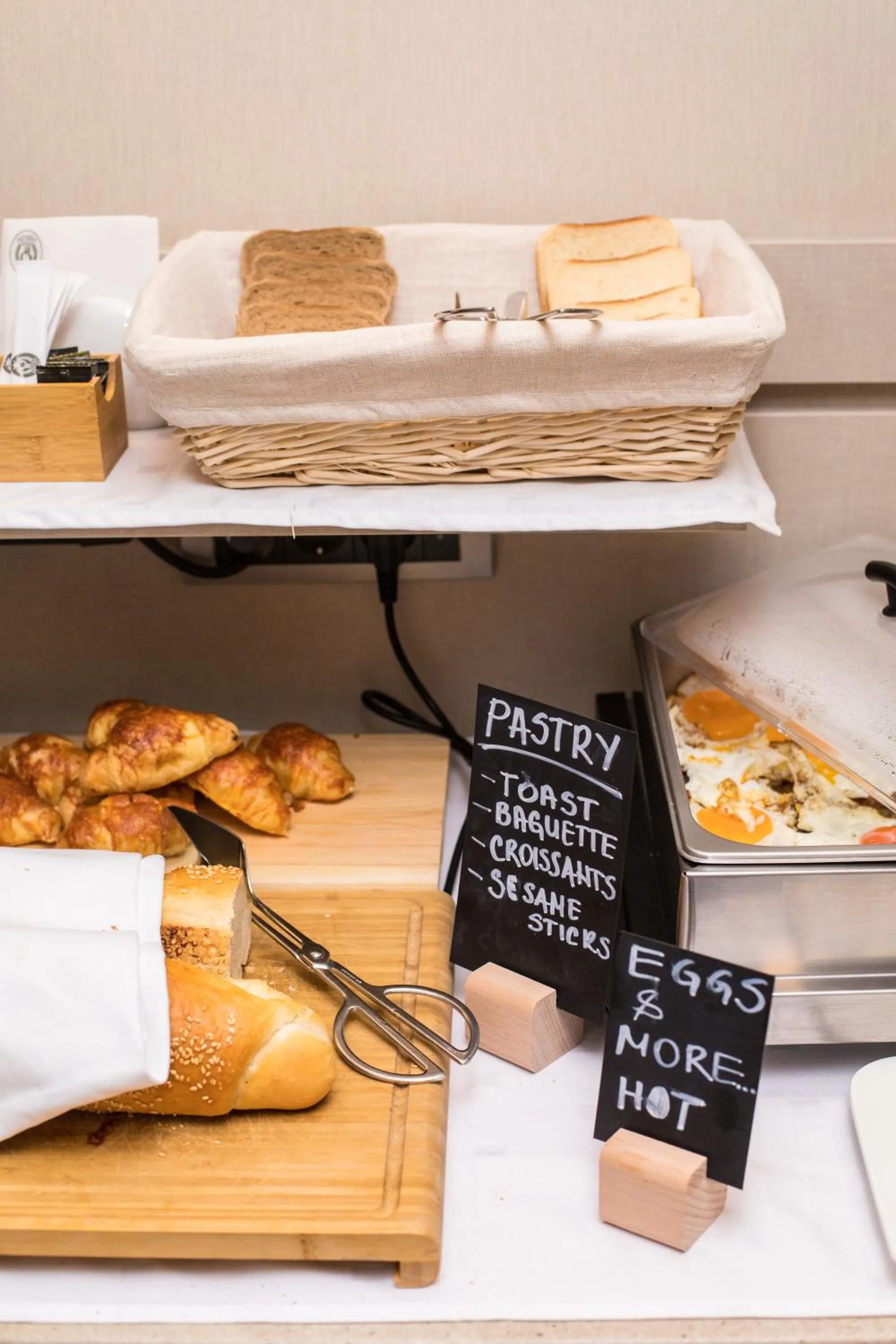 Breakfast in Prince Hall