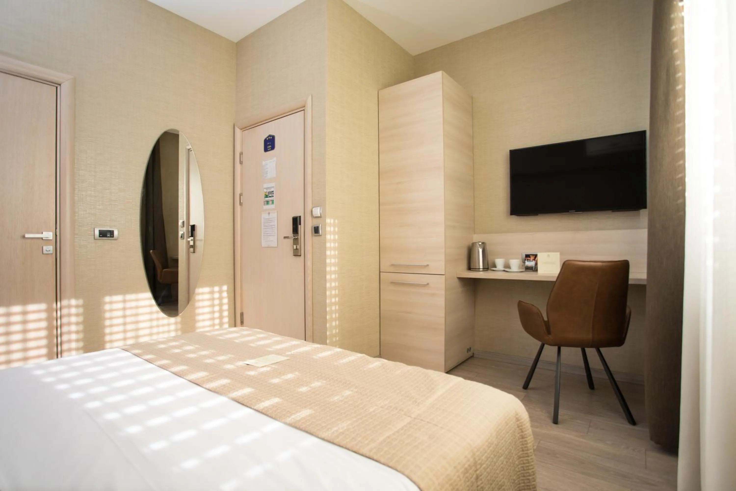 TV and multimedia, Bed in Prince Hall