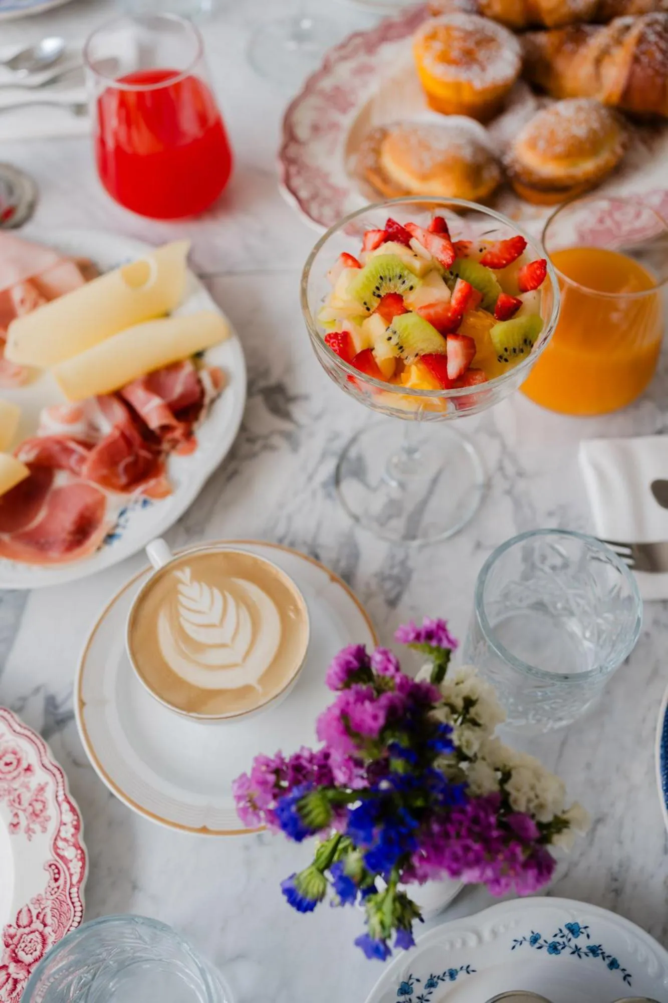 Breakfast in Corte Patitari - by Patitari Suites