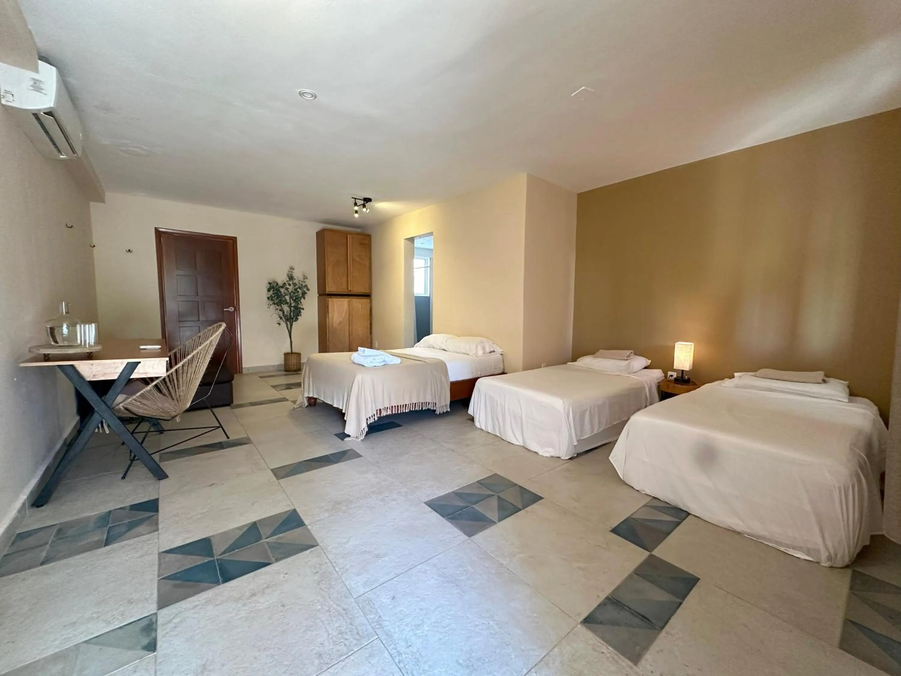 Photo of the whole room, Bed in Pachamaya Holistic Wellness & Spa