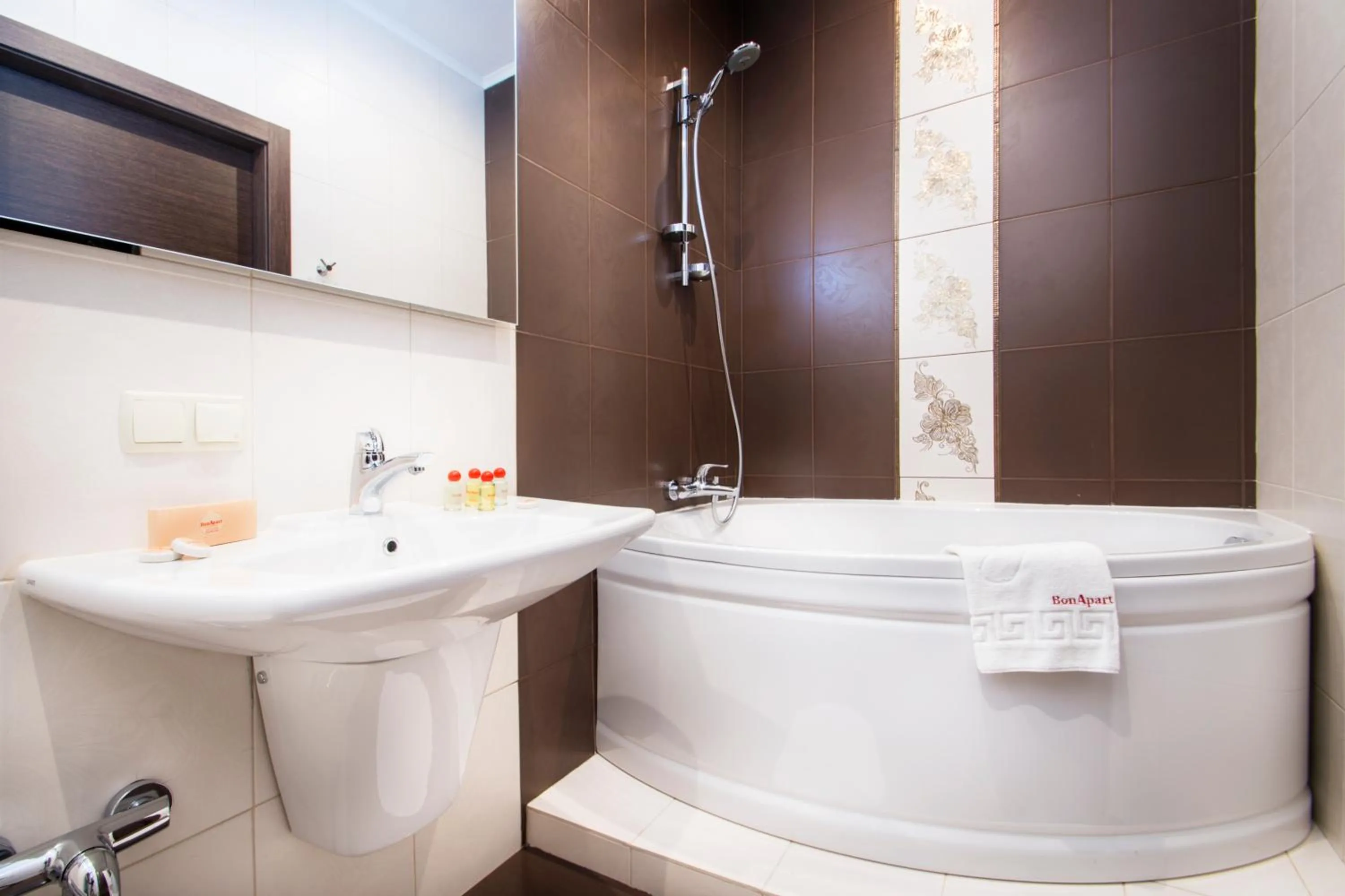 Bathroom in BonApart Hotel by UHM