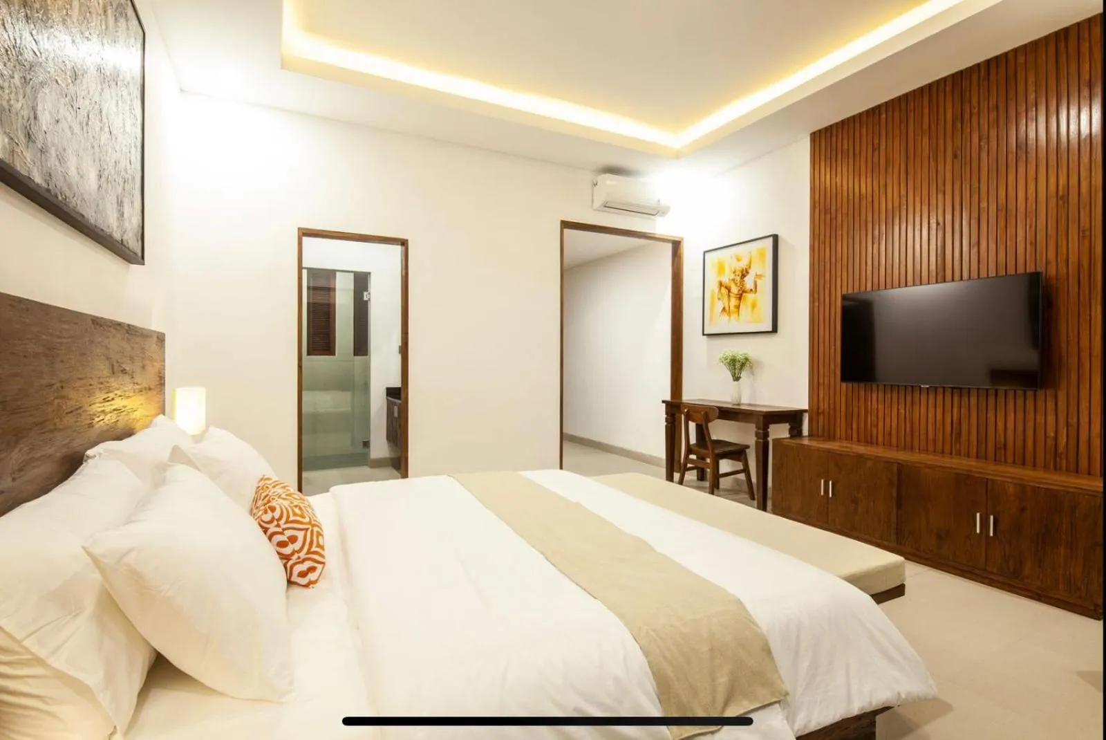 Bed in Griya Shanti Suites